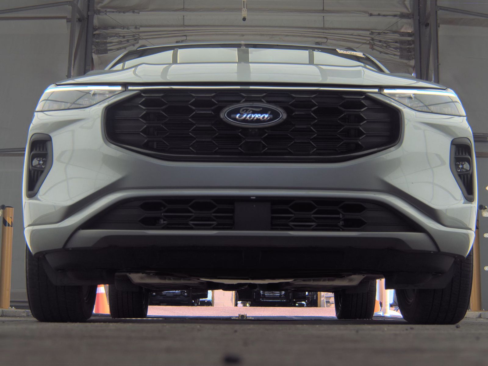 FORD ESCAPE - 4