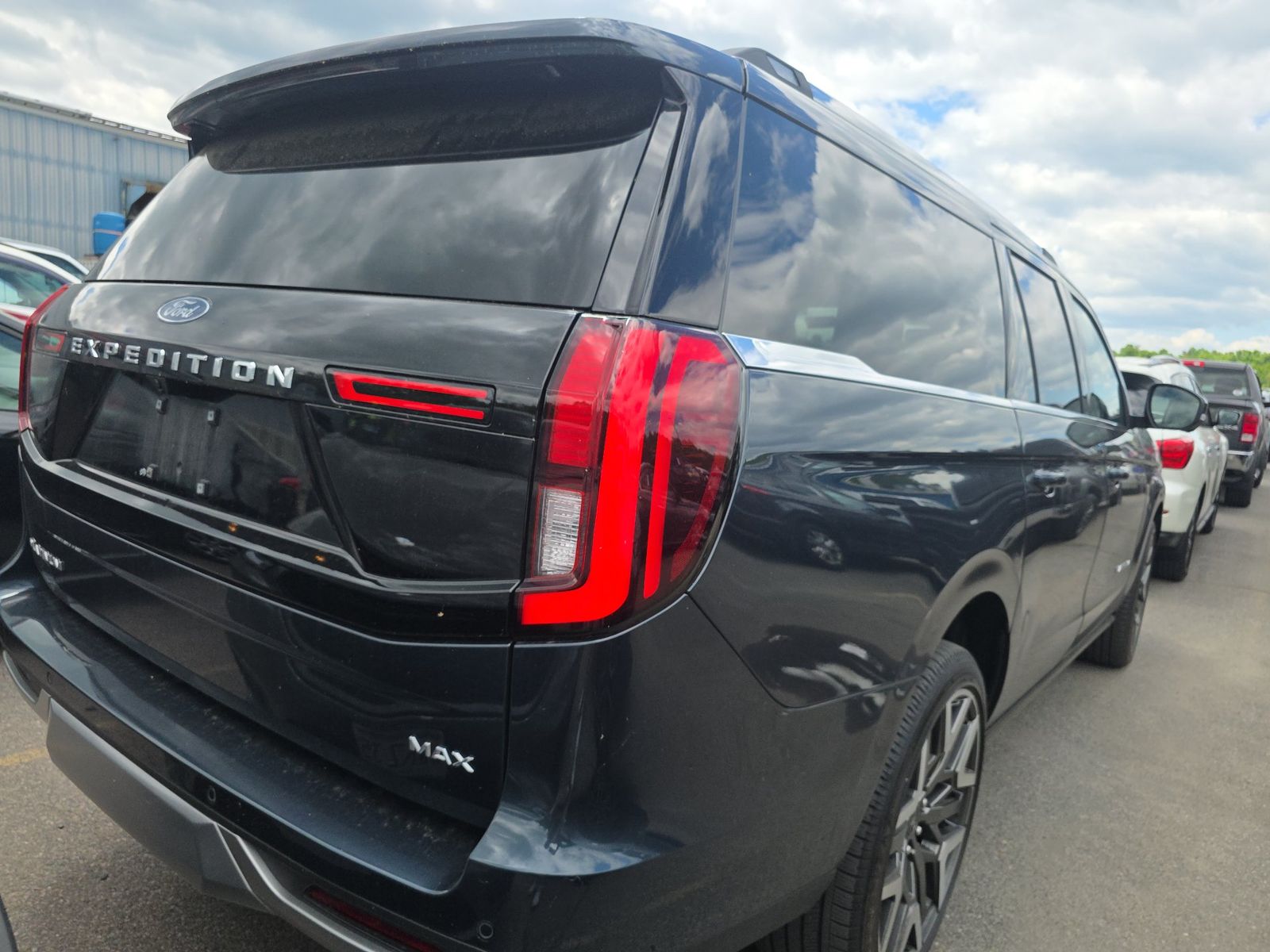 FORD EXPEDITION MAX - 5