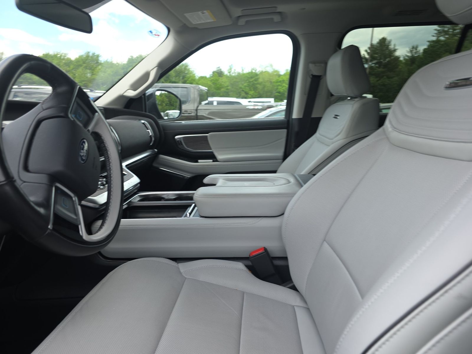 FORD EXPEDITION MAX - 8