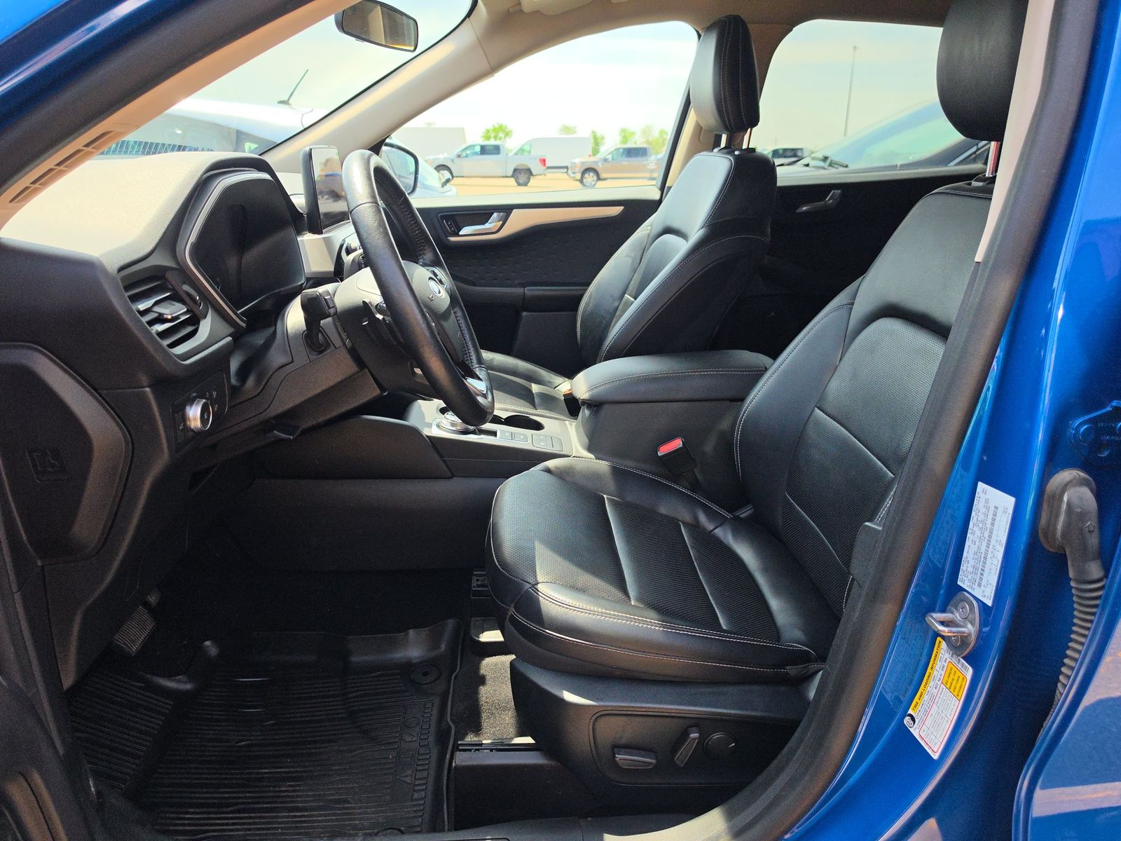 FORD ESCAPE - 1