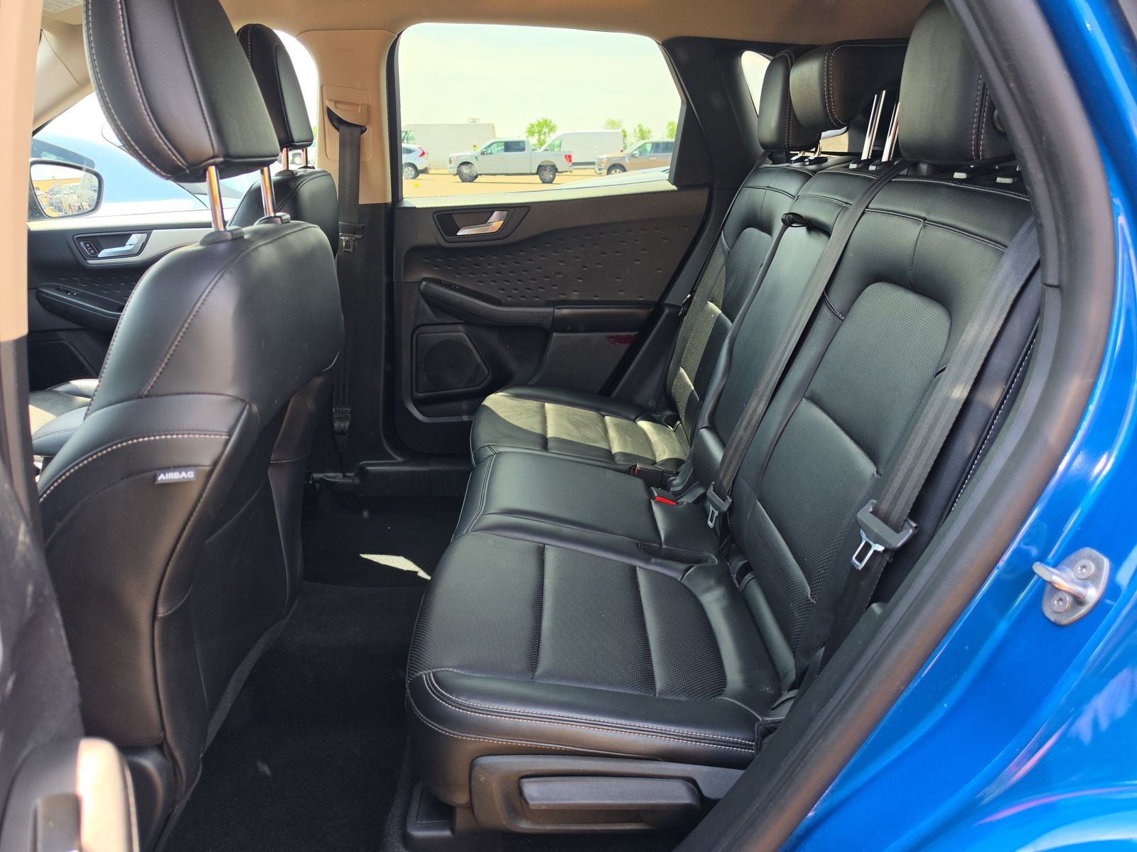 FORD ESCAPE - 8