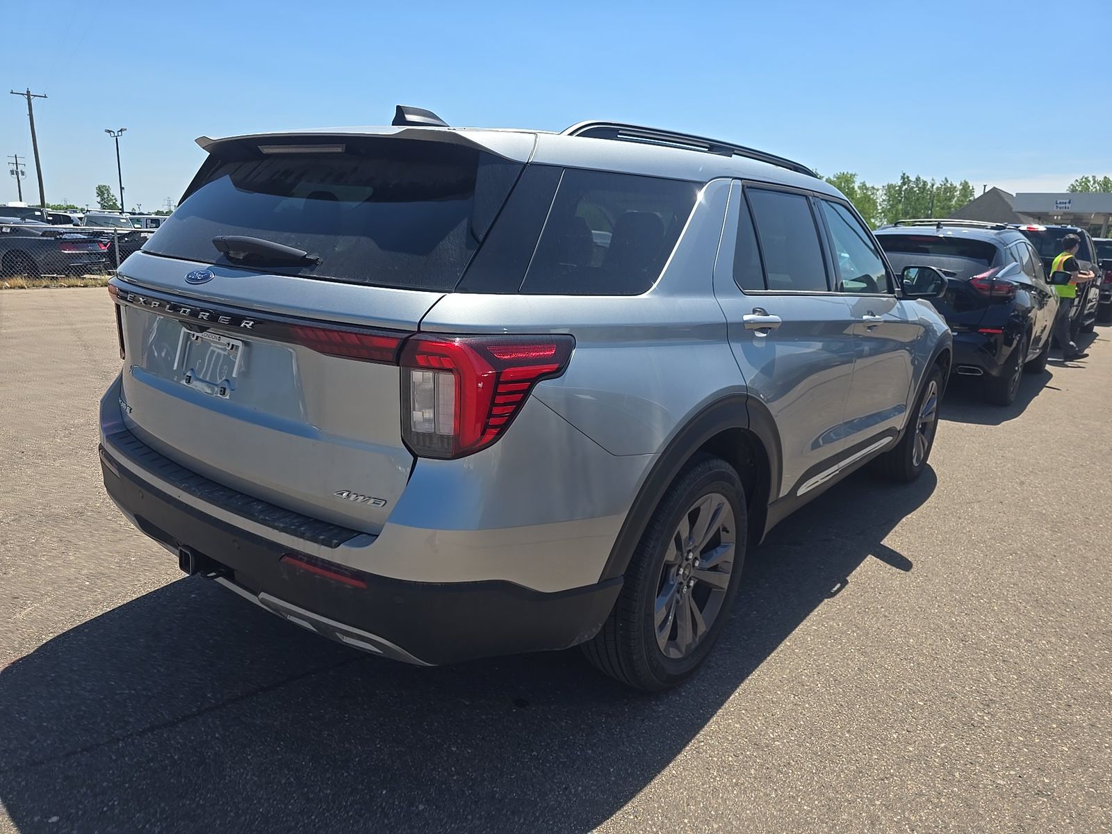 FORD EXPLORER - 5