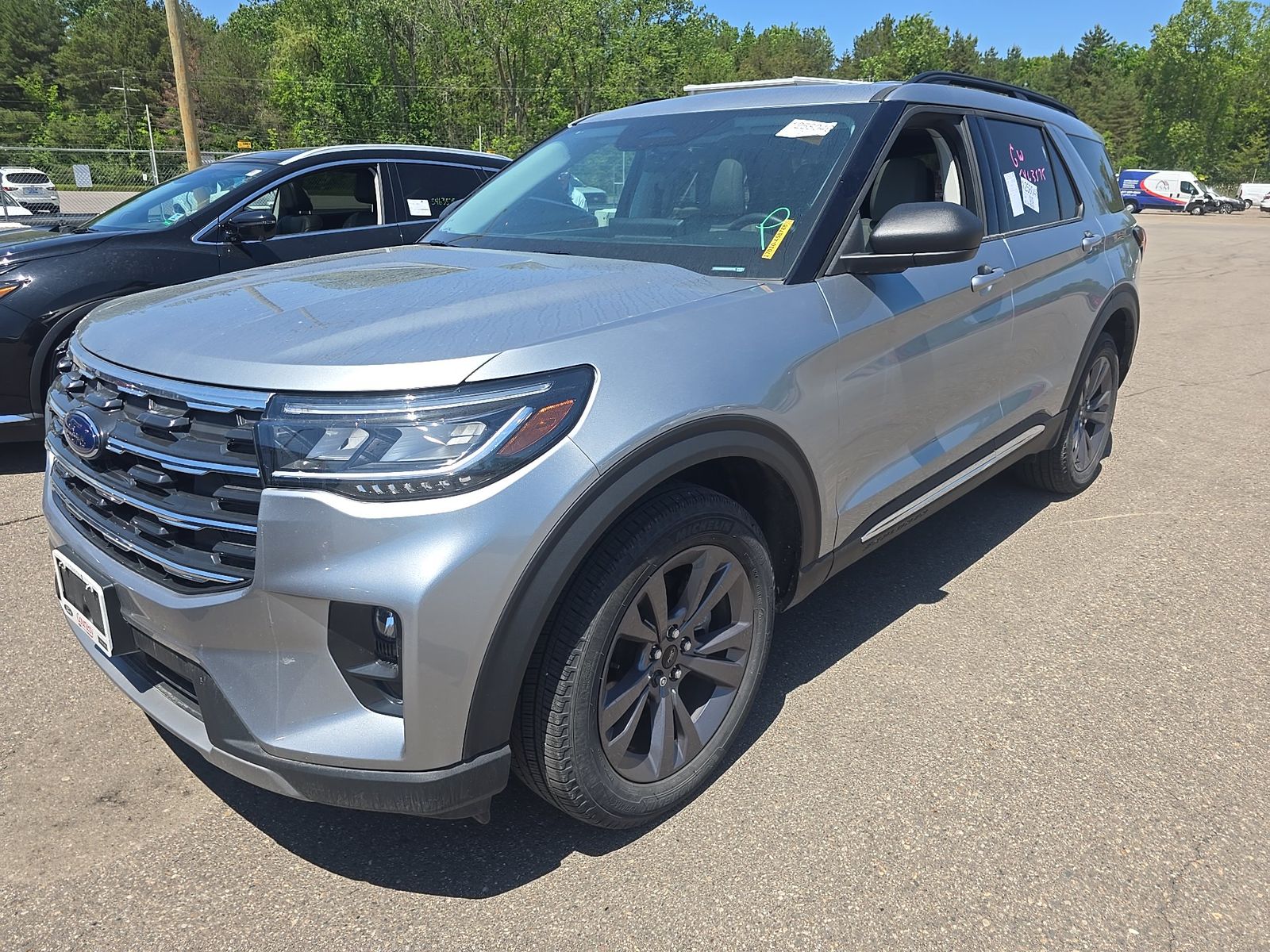 FORD EXPLORER - 1
