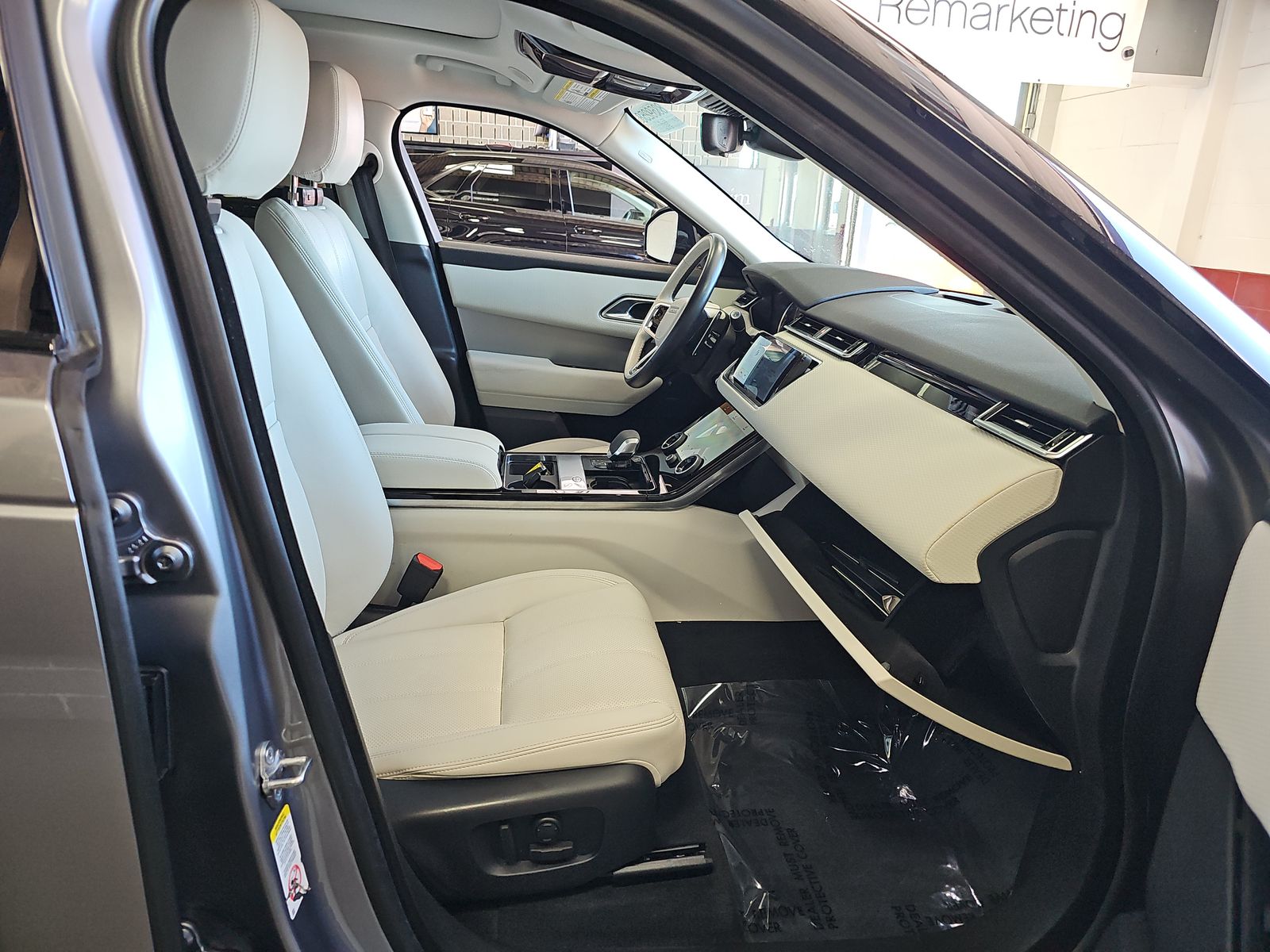 2023 Land Rover Range Rover Velar R-Dynamic S FWD