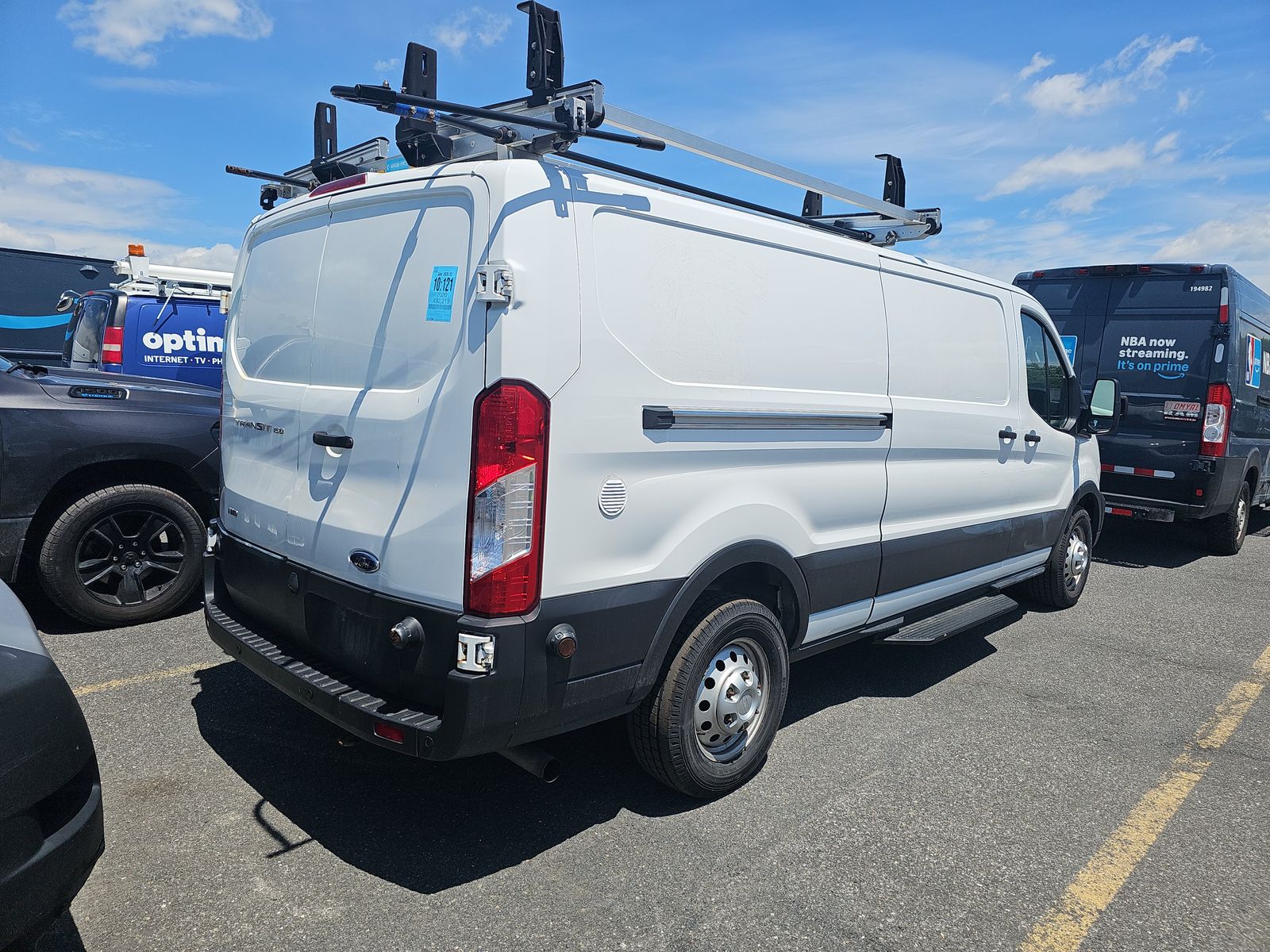 FORD TRANSIT 150 - 5