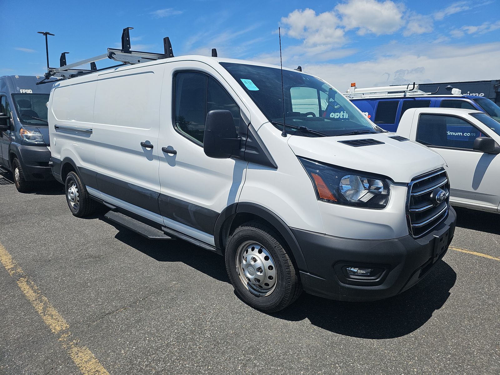 FORD TRANSIT 150 - 4