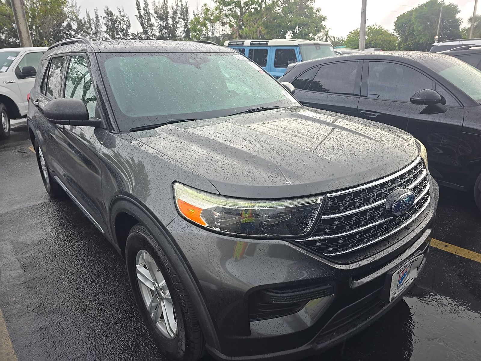 FORD EXPLORER - 4