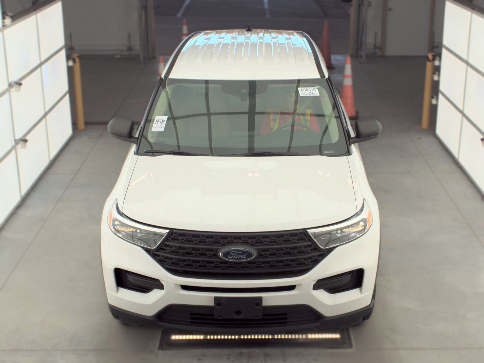 FORD EXPLORER - 3
