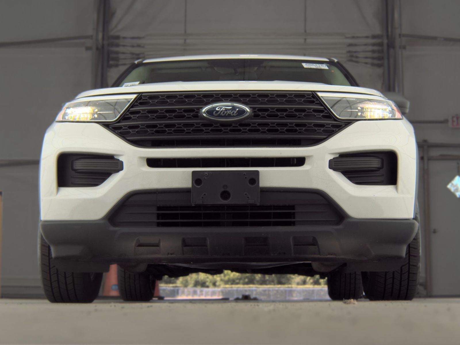 FORD EXPLORER - 4