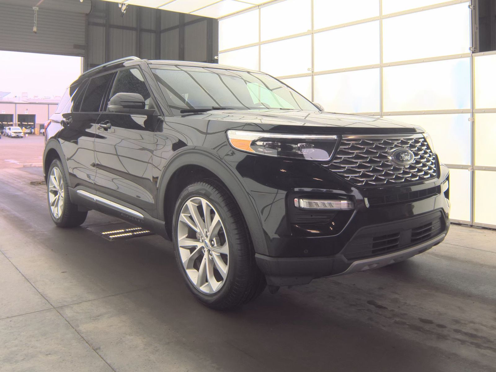 FORD EXPLORER - 5