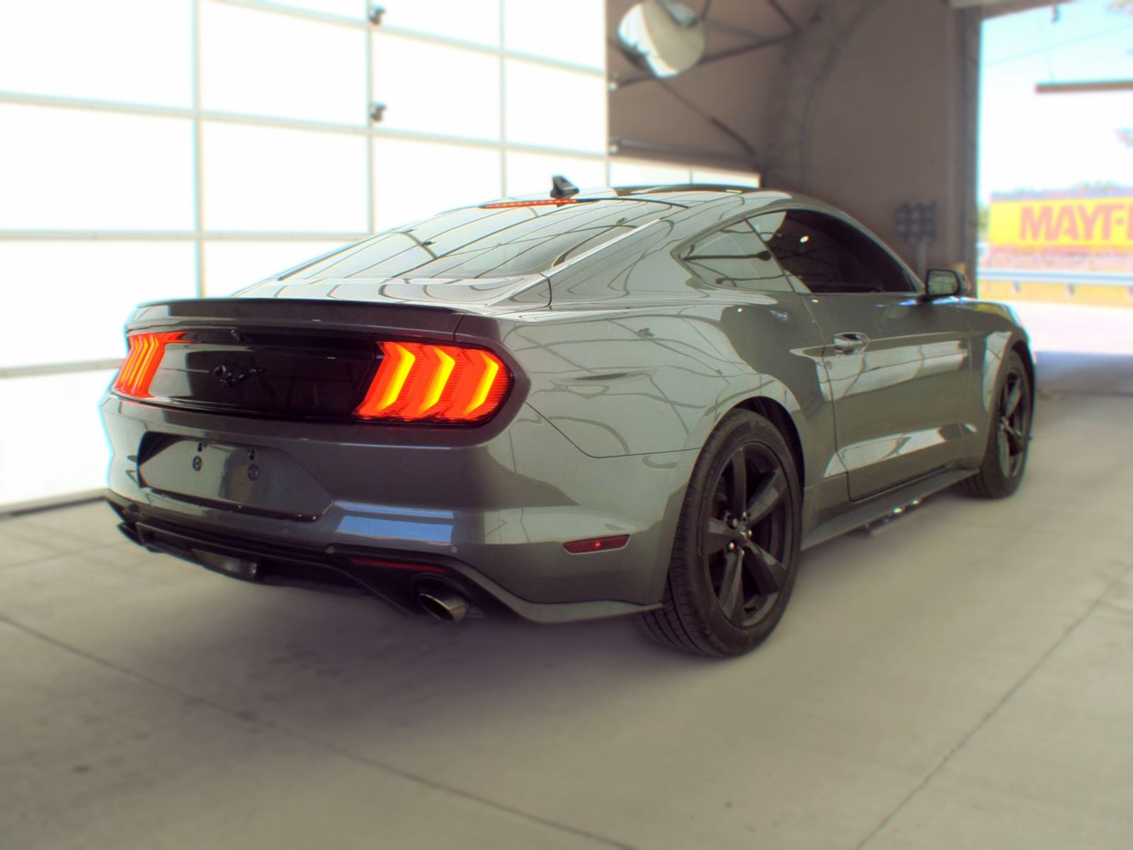 FORD MUSTANG - 6