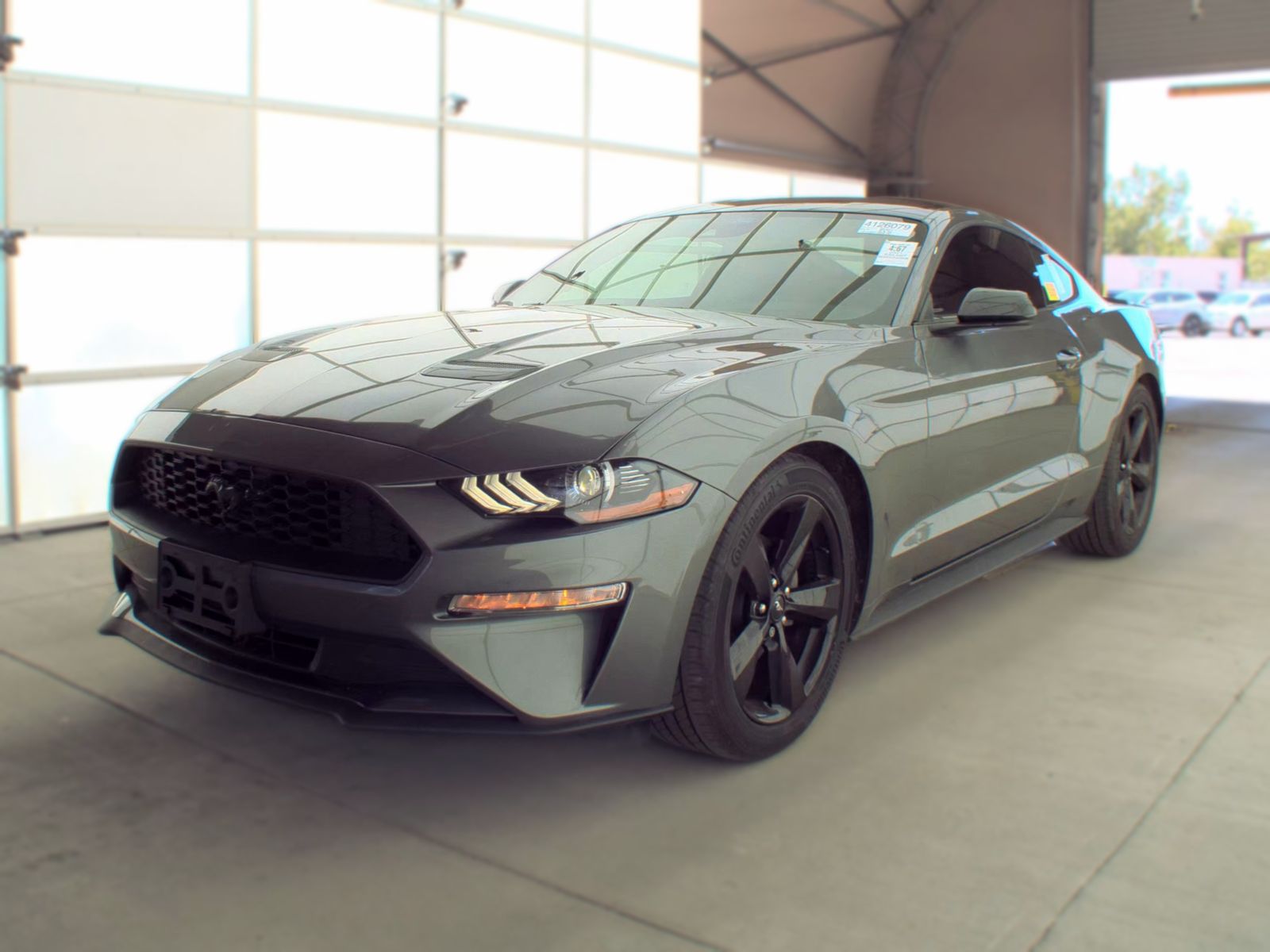 FORD MUSTANG - 1