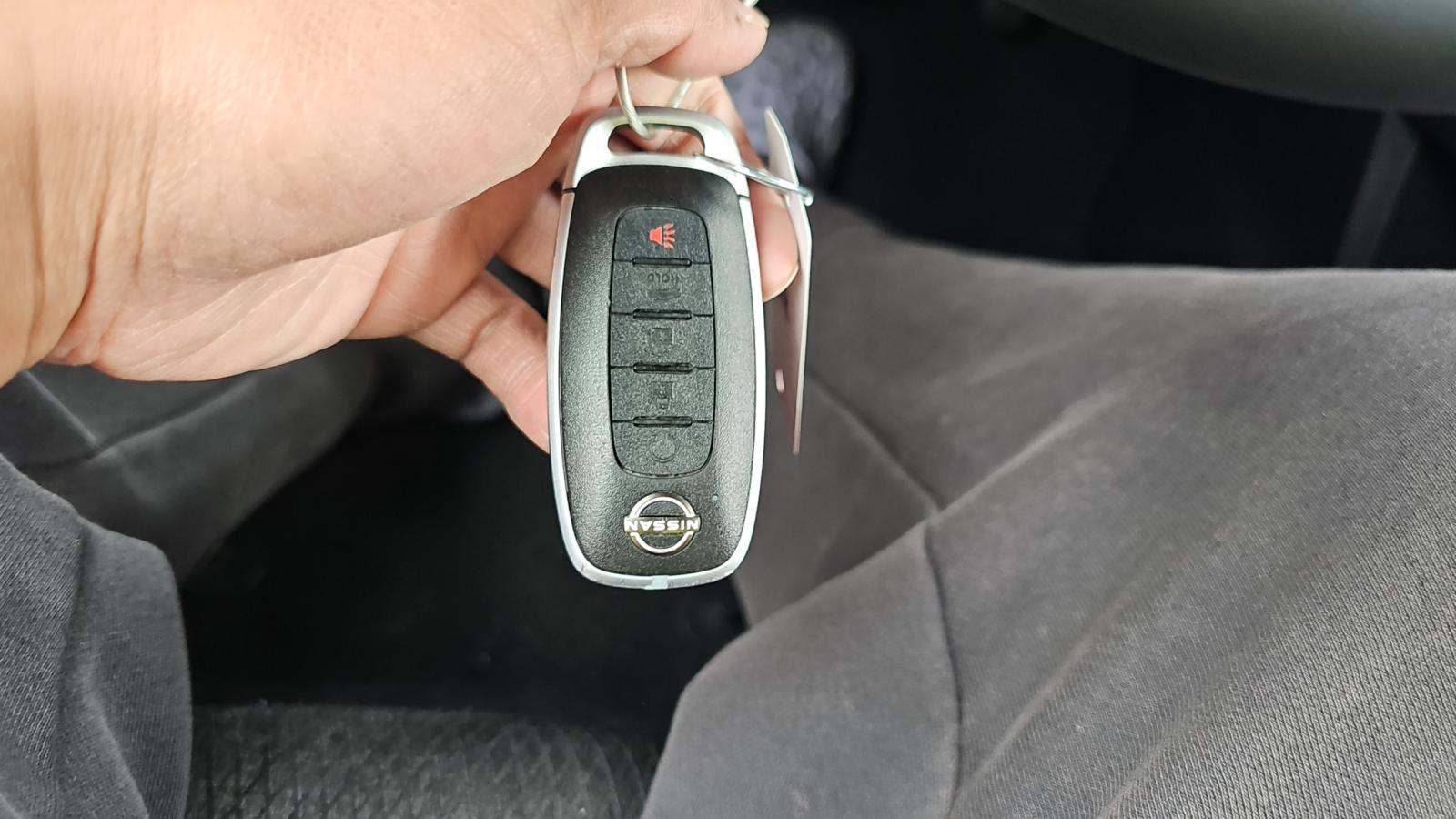 2025 Nissan Rogue SV FWD