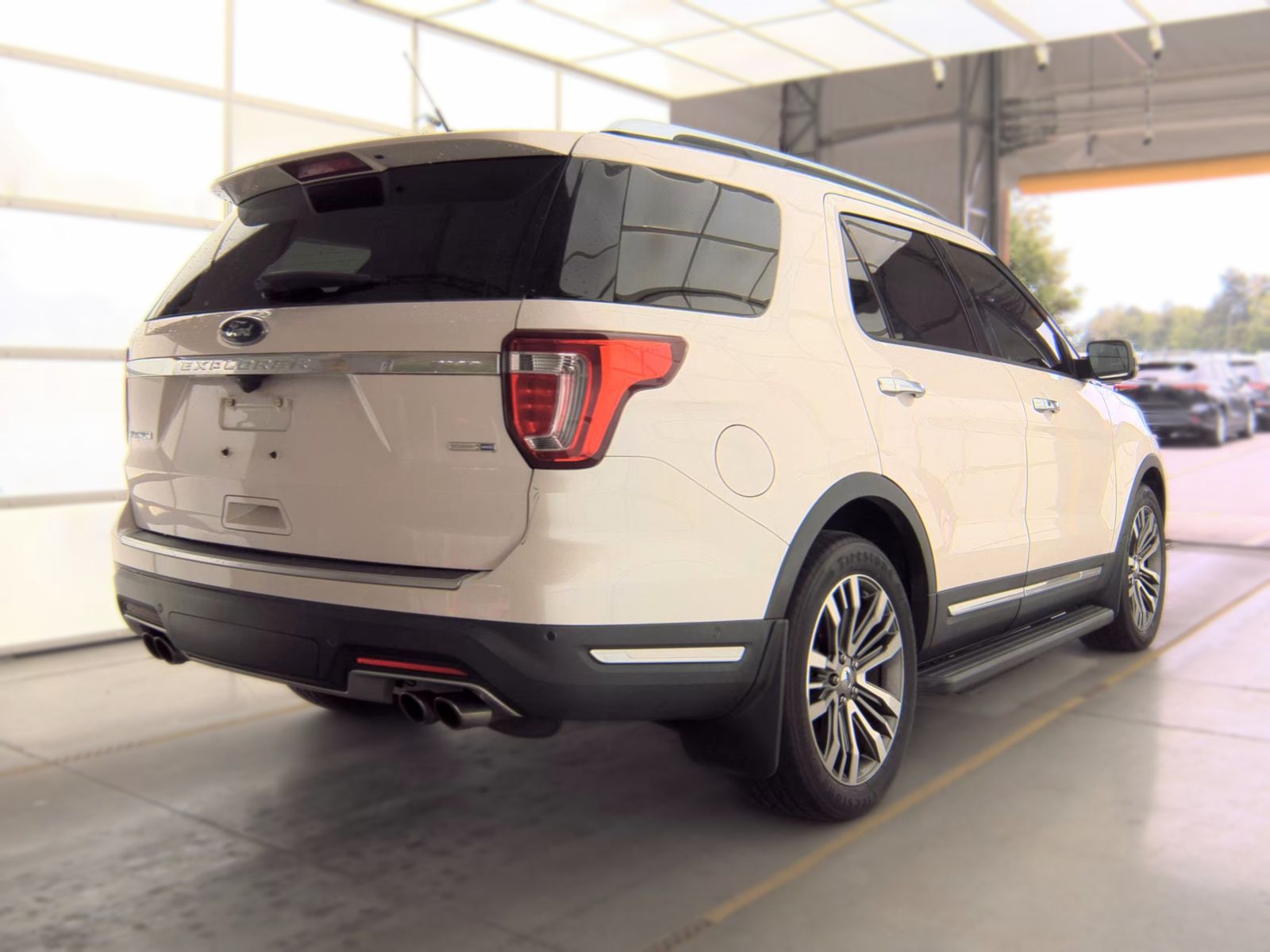 FORD EXPLORER - 6