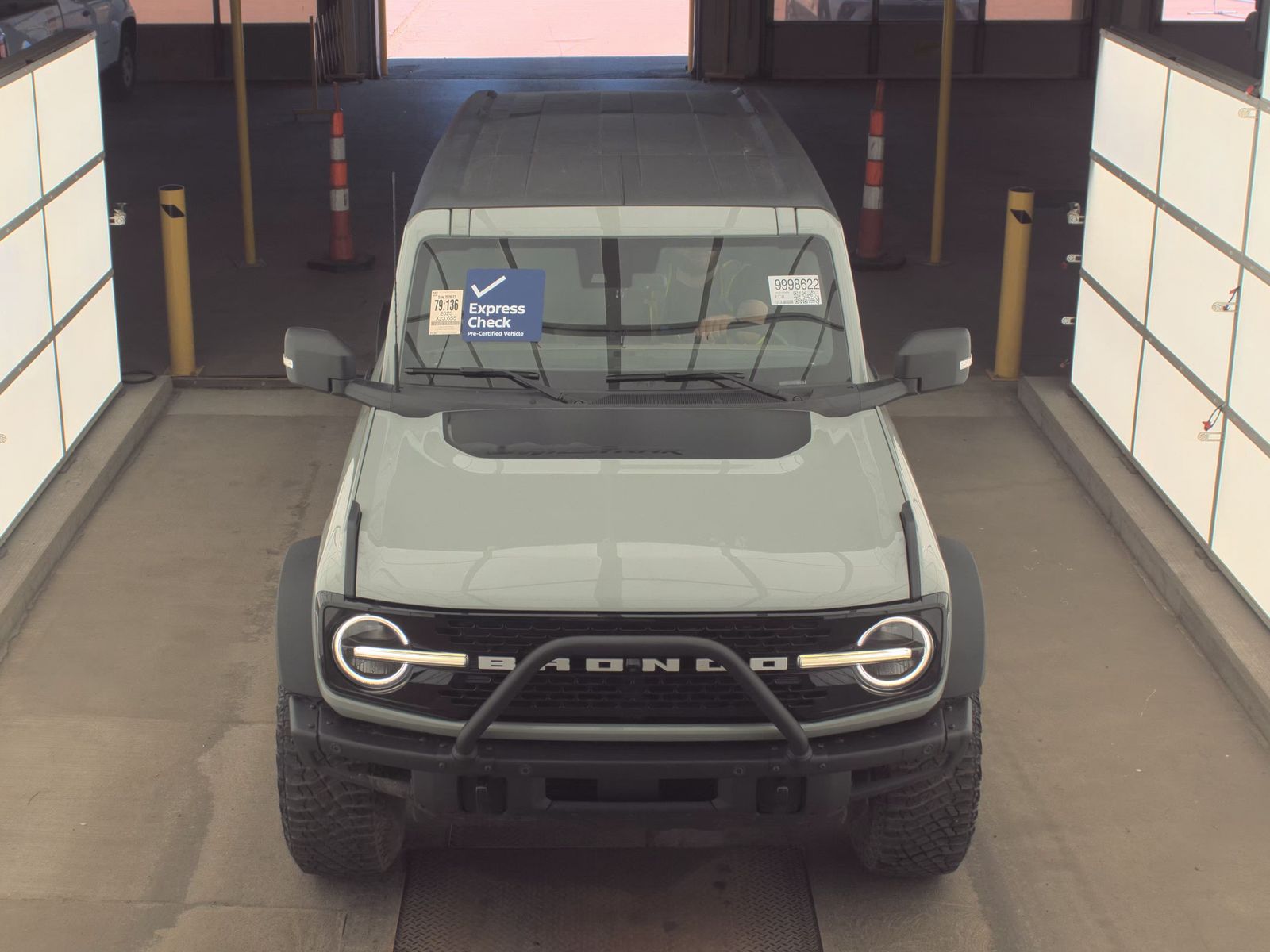 FORD BRONCO - 3