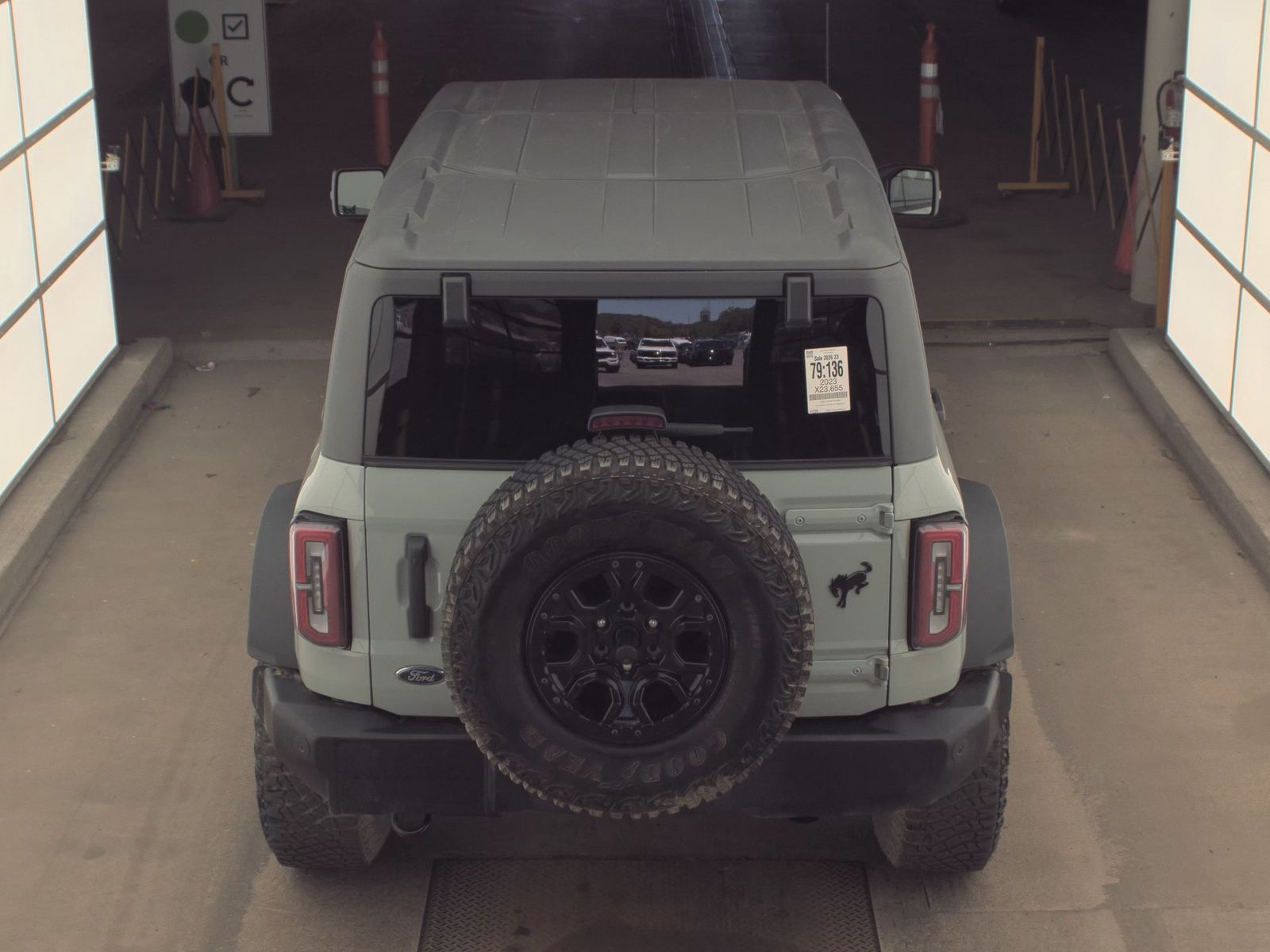 FORD BRONCO - 7