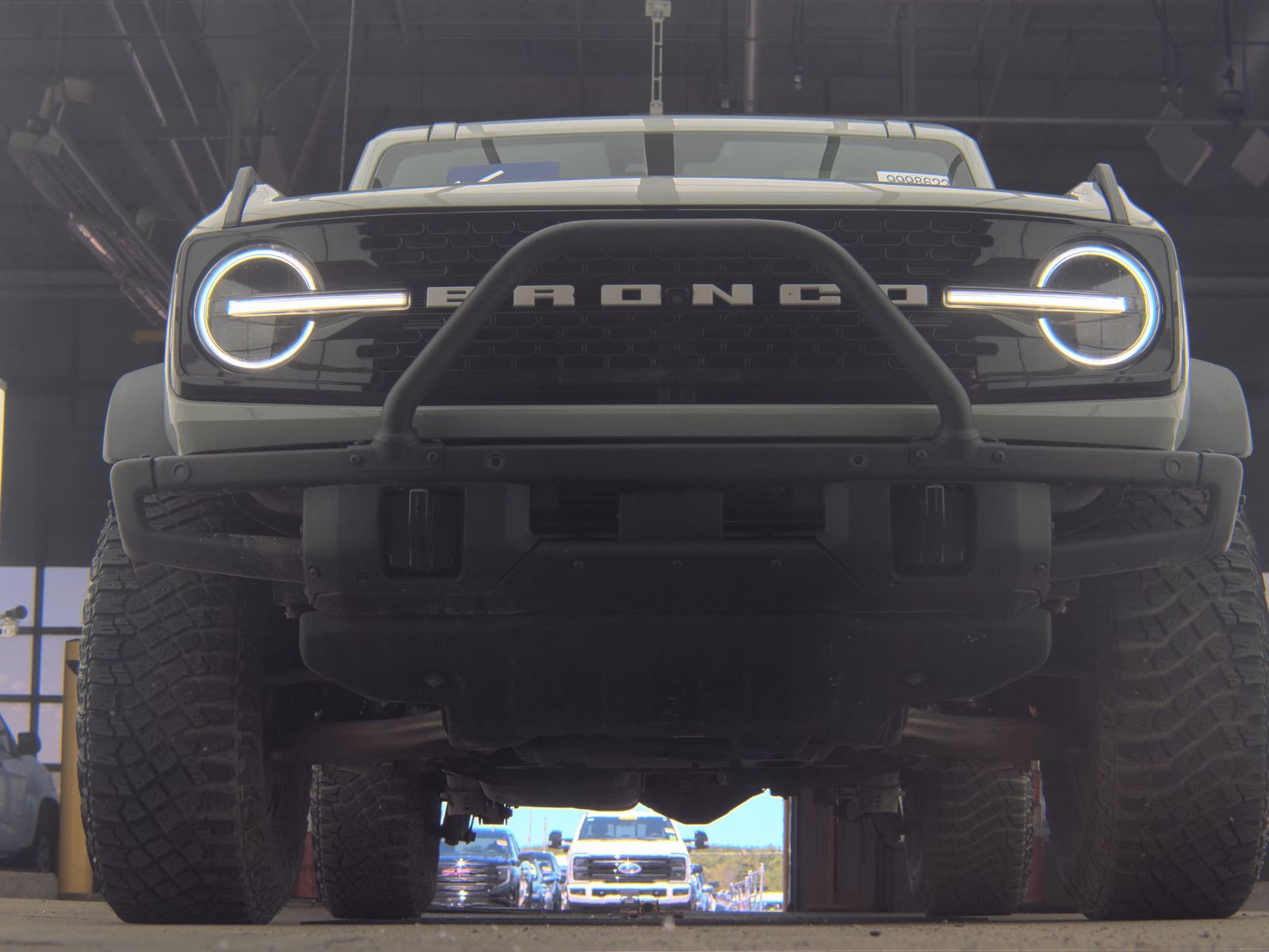 FORD BRONCO - 4