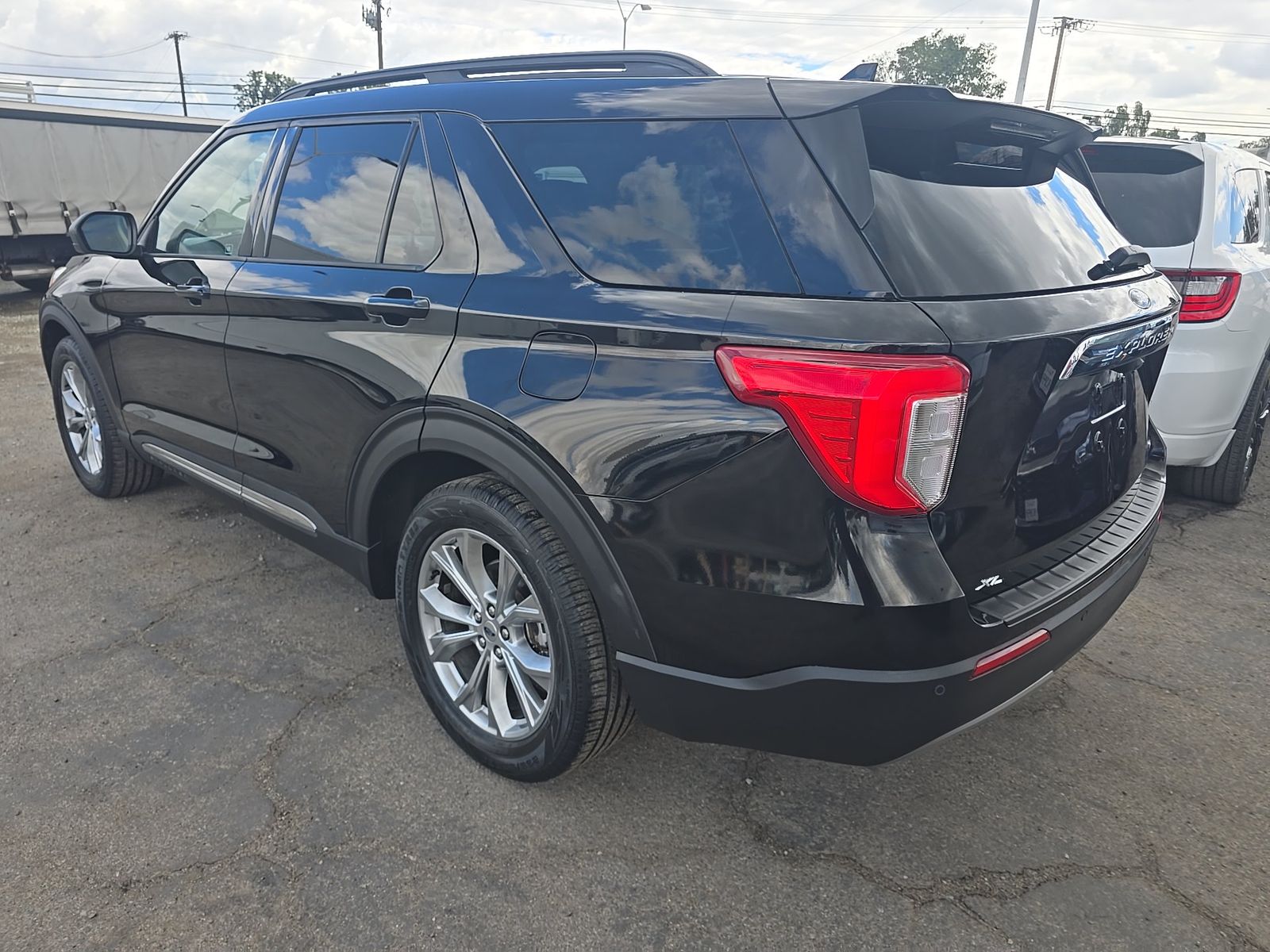 FORD EXPLORER - 7