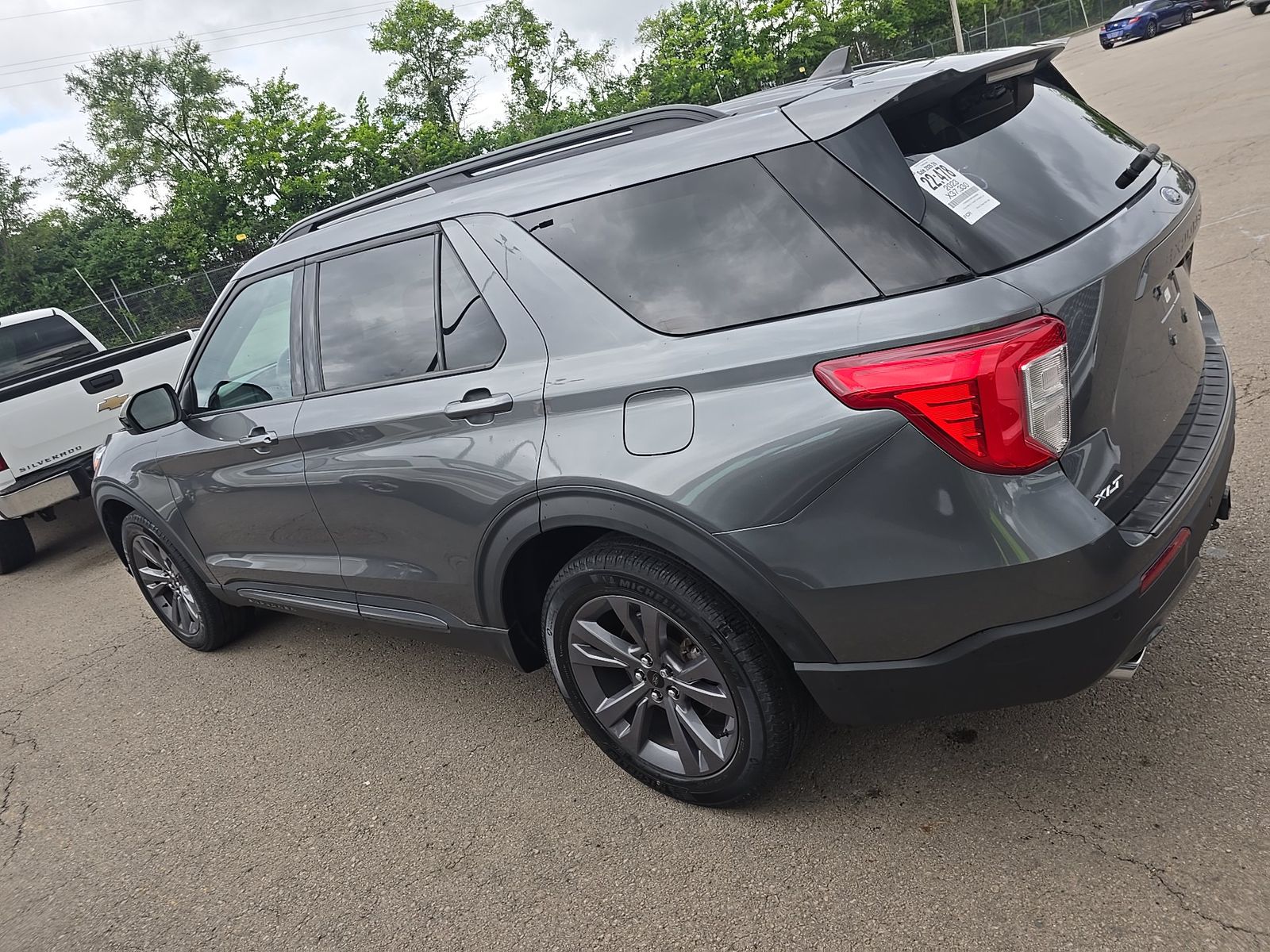 FORD EXPLORER - 7