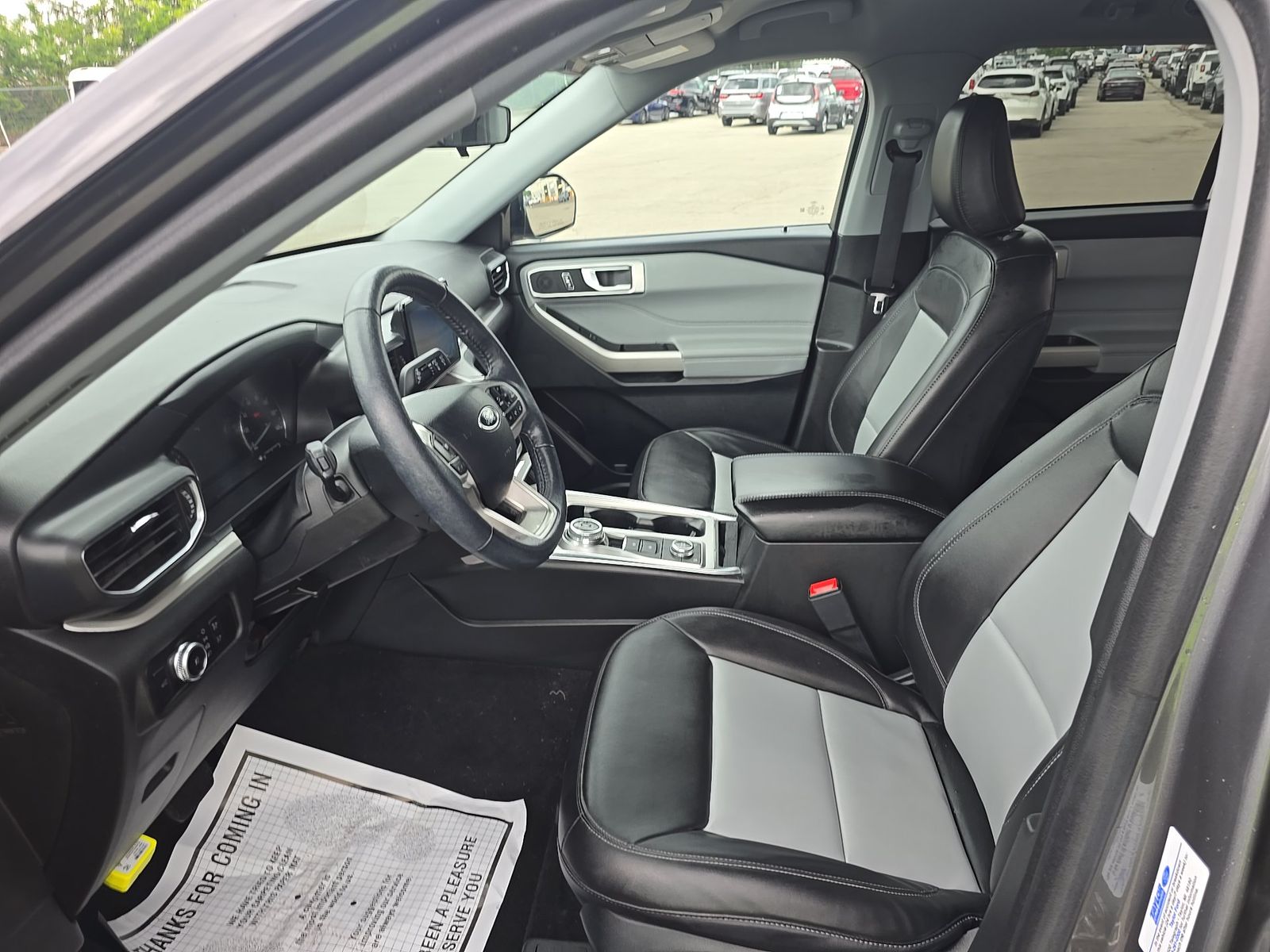 FORD EXPLORER - 8