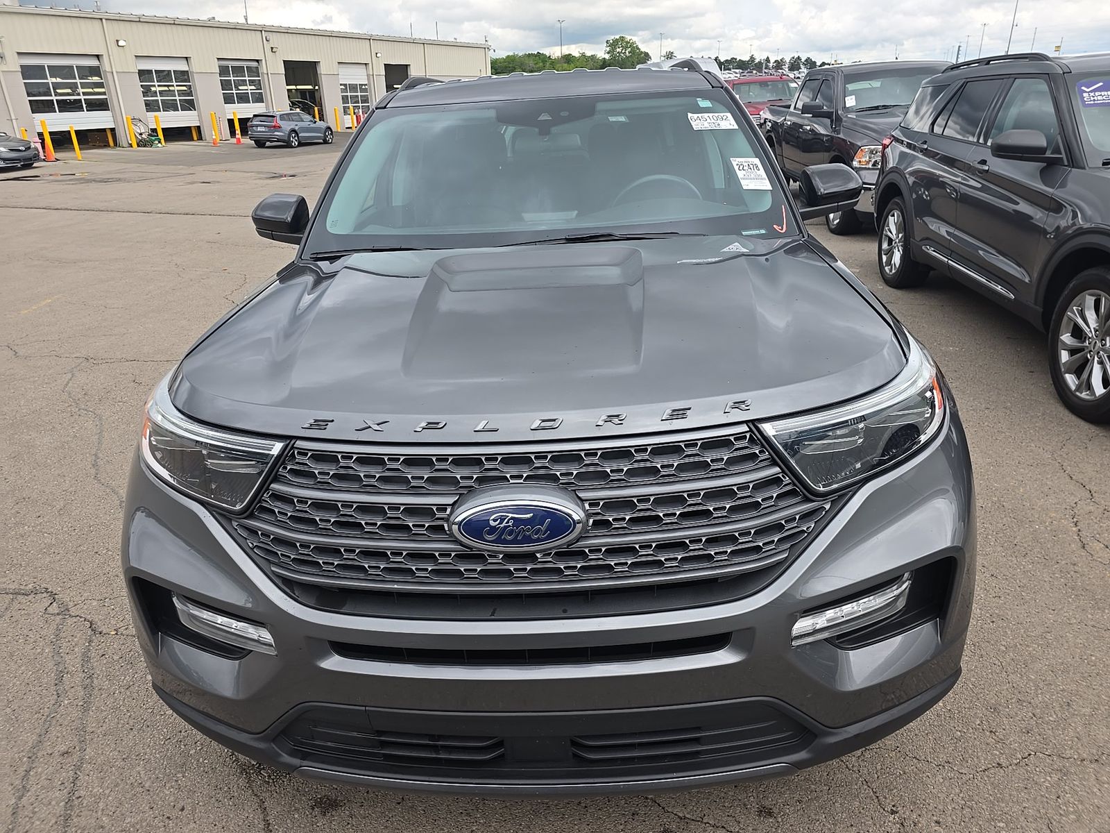 FORD EXPLORER - 3