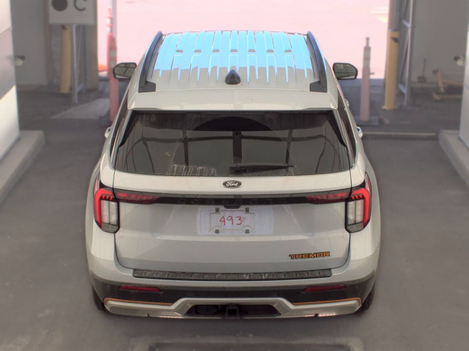 FORD EXPLORER - 7