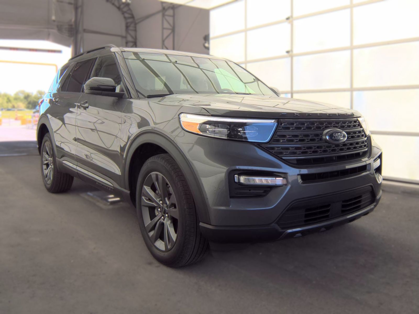 FORD EXPLORER - 5