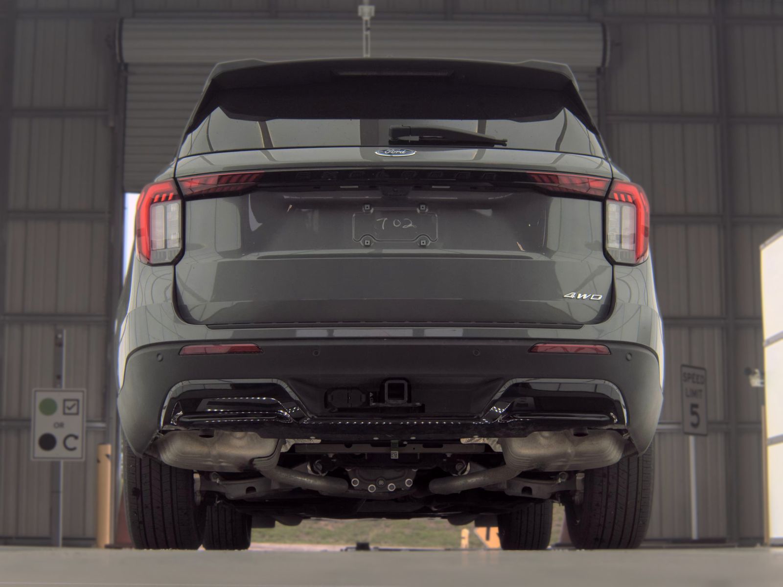 FORD EXPLORER - 8