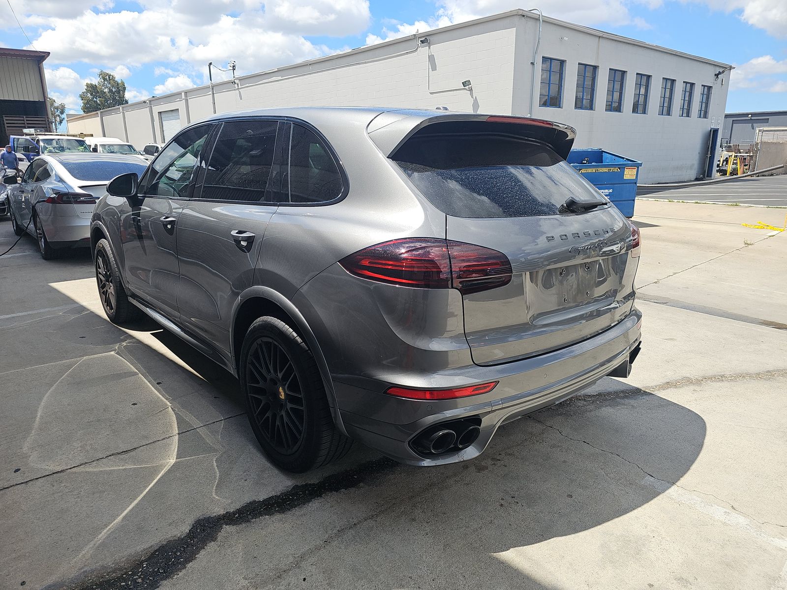 PORSCHE CAYENNE - 7