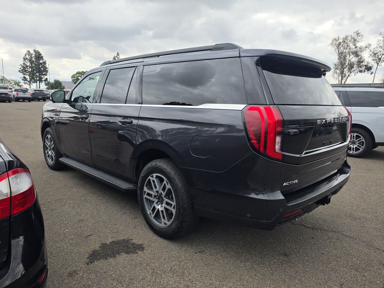 FORD EXPEDITION MAX - 7