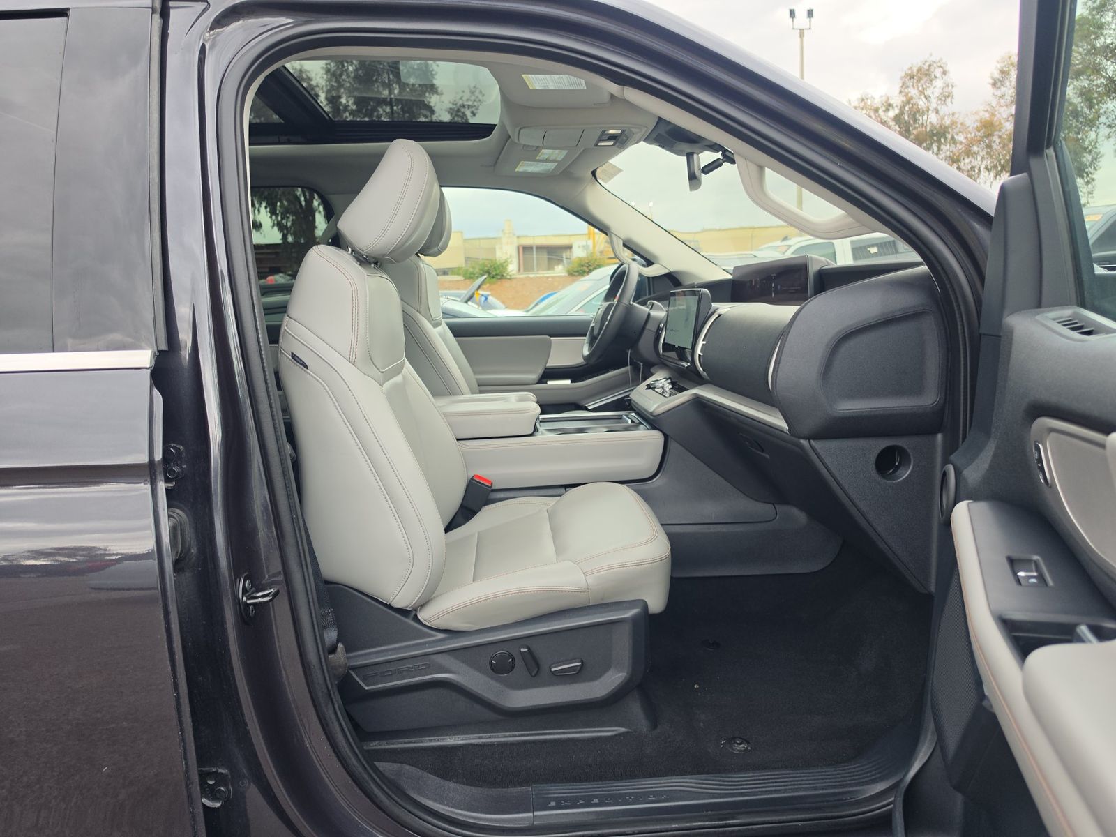 FORD EXPEDITION MAX - 9