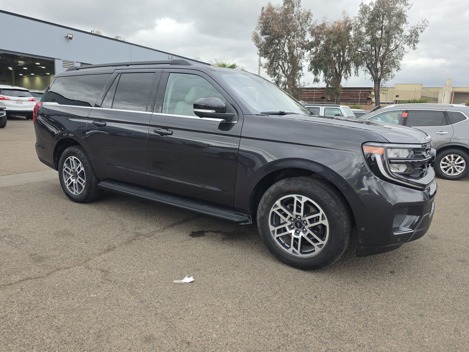 FORD EXPEDITION MAX - 4