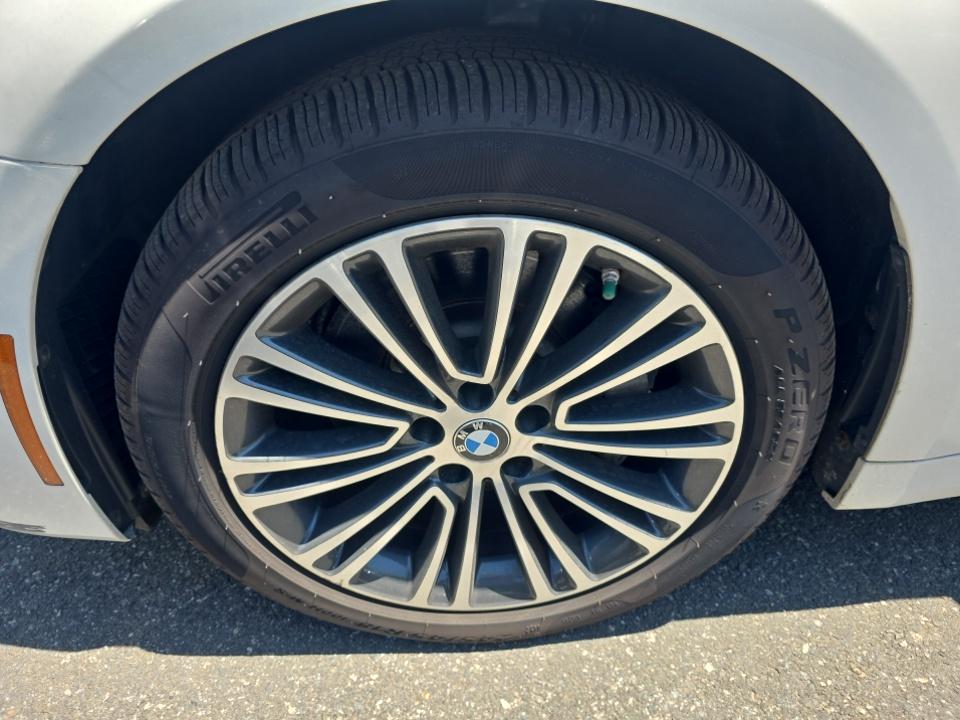 2019 BMW 5 Series 530i xDrive AWD