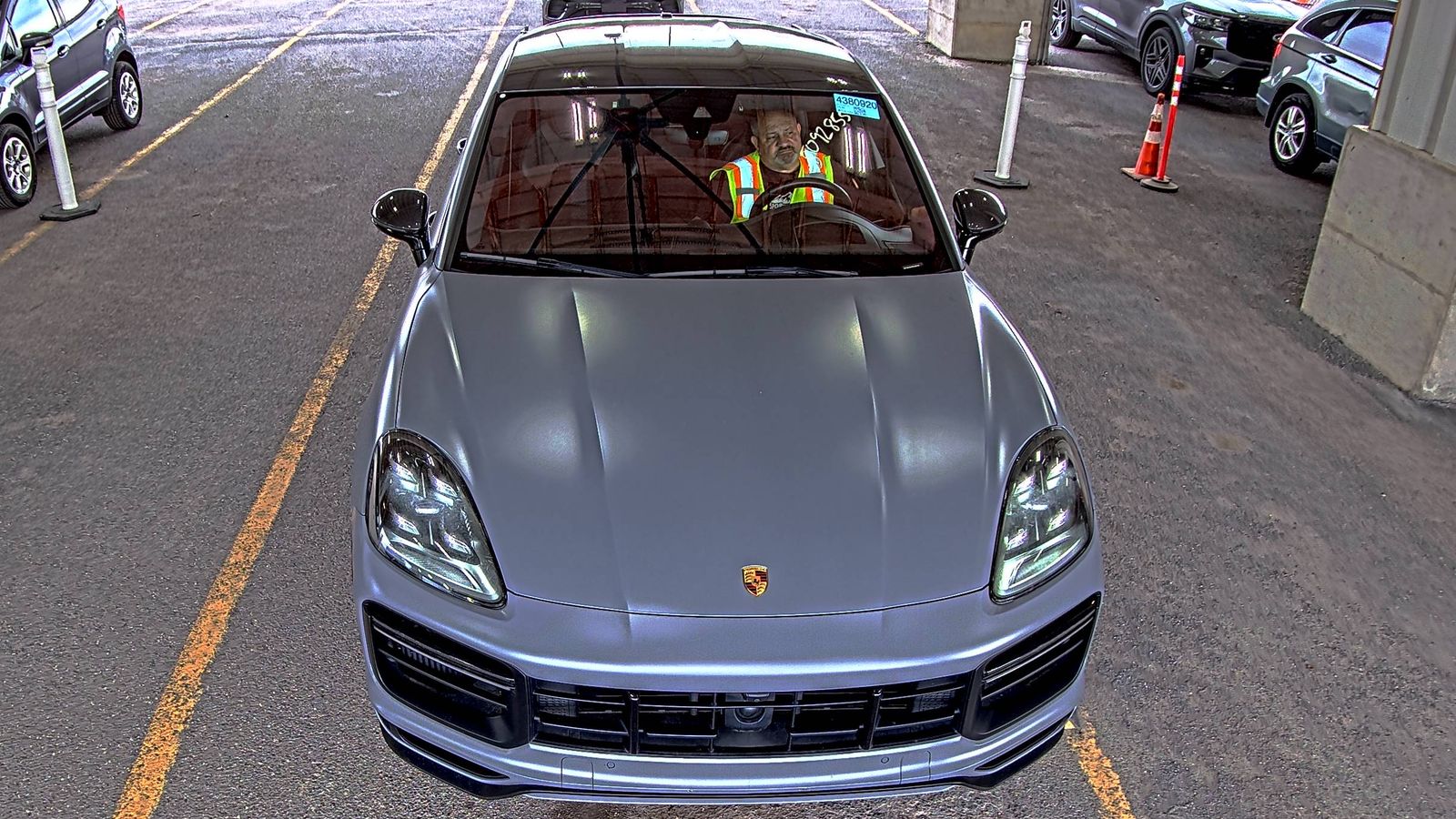 PORSCHE CAYENNE - 3