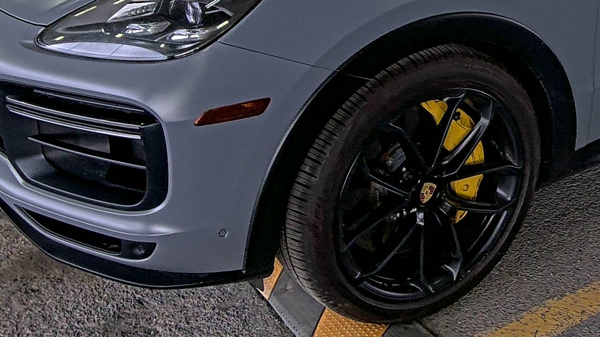 PORSCHE CAYENNE - 8
