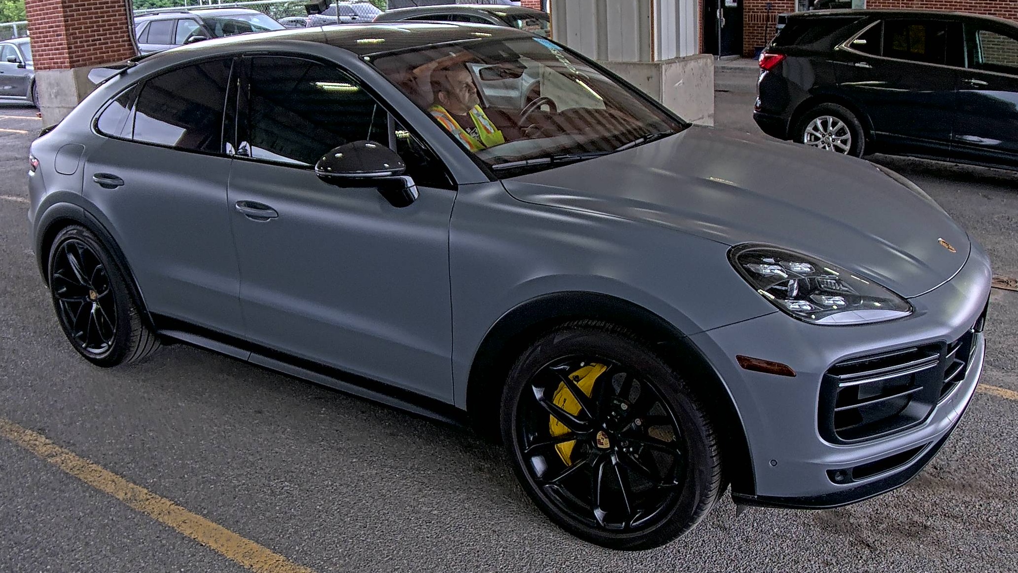 PORSCHE CAYENNE - 4