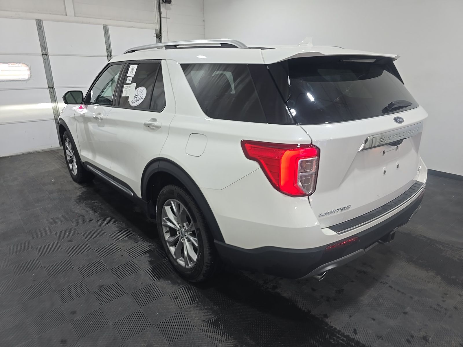 FORD EXPLORER - 7