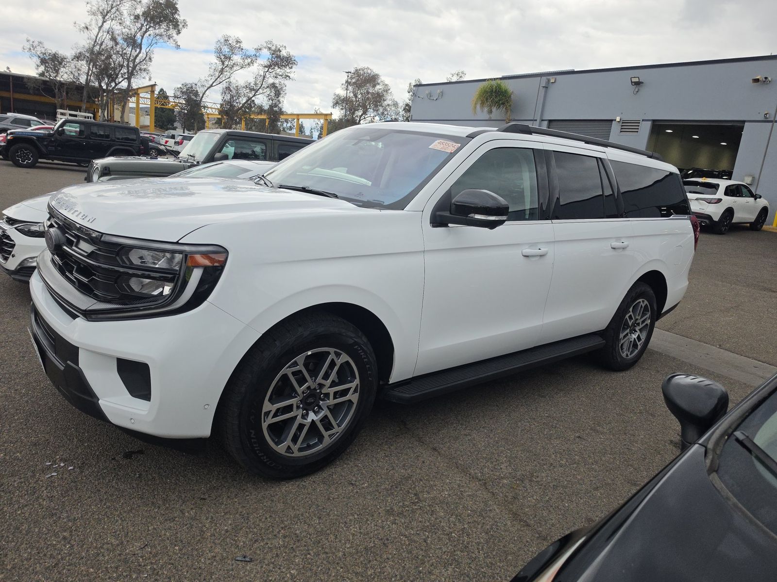 FORD EXPEDITION MAX - 1
