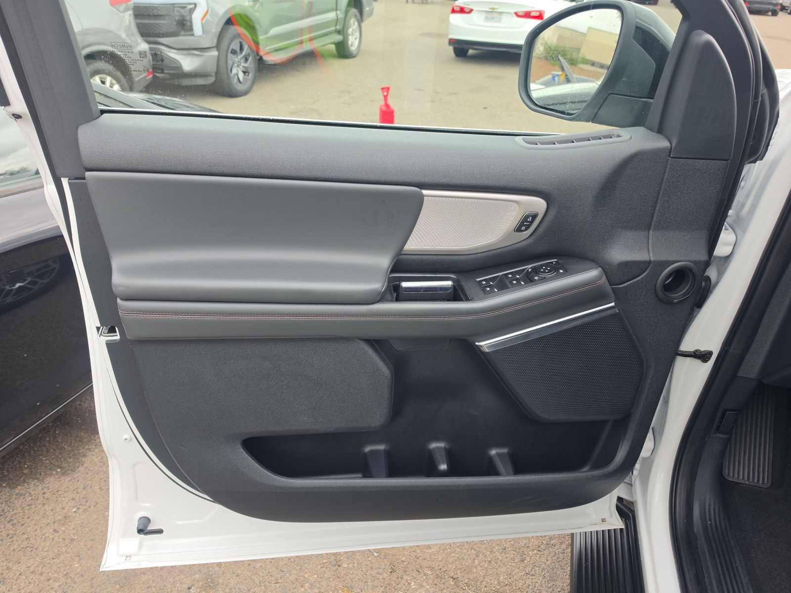 FORD EXPEDITION MAX - 10