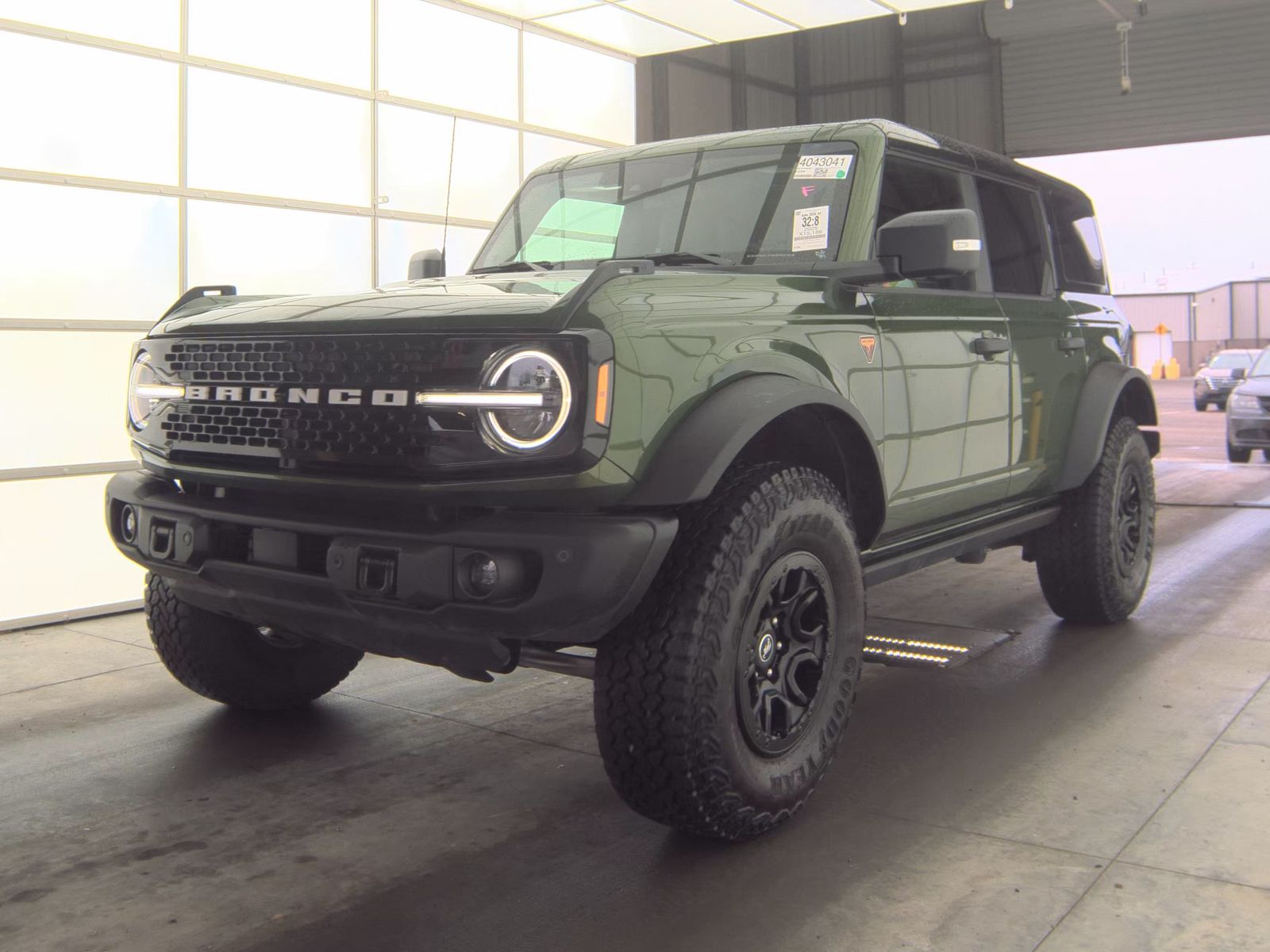 FORD BRONCO - 1