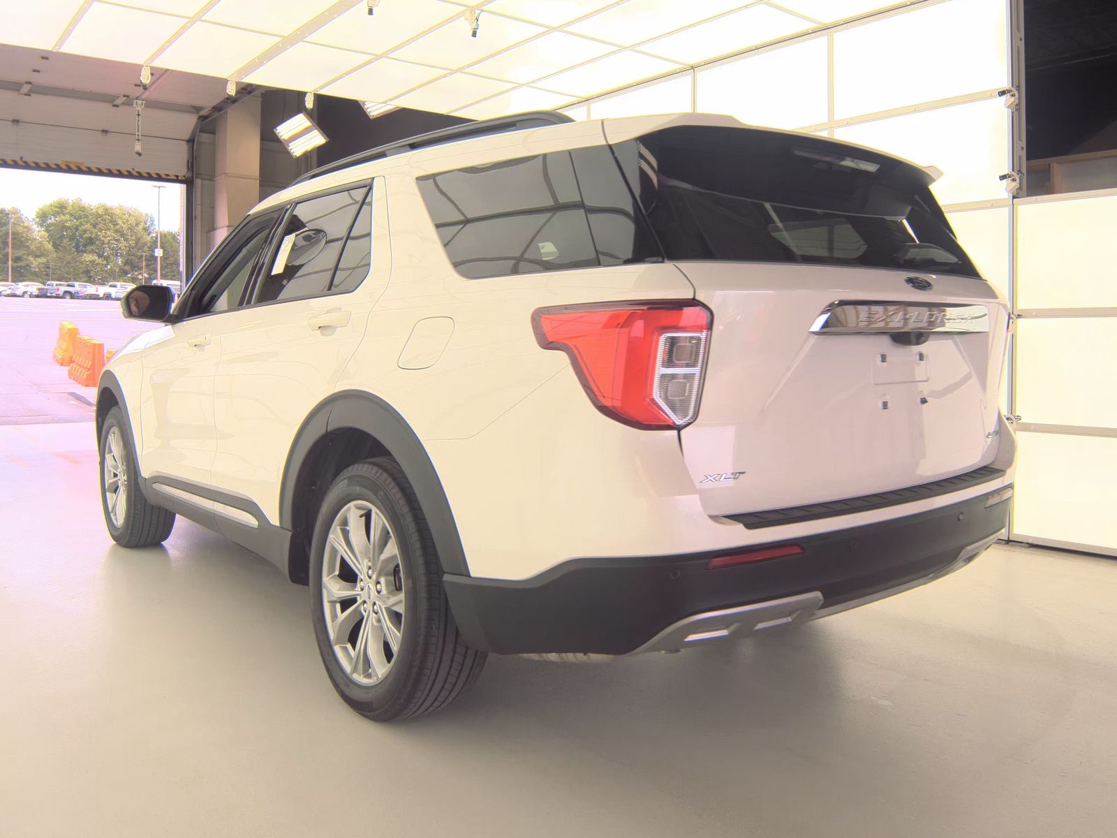 FORD EXPLORER - 7