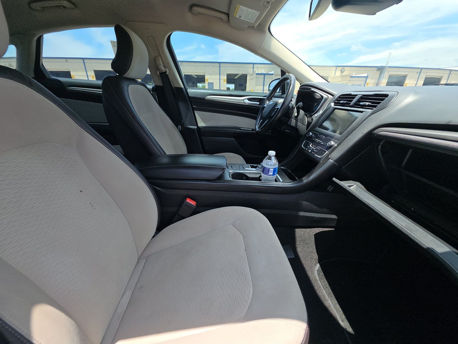 FORD FUSION - 9