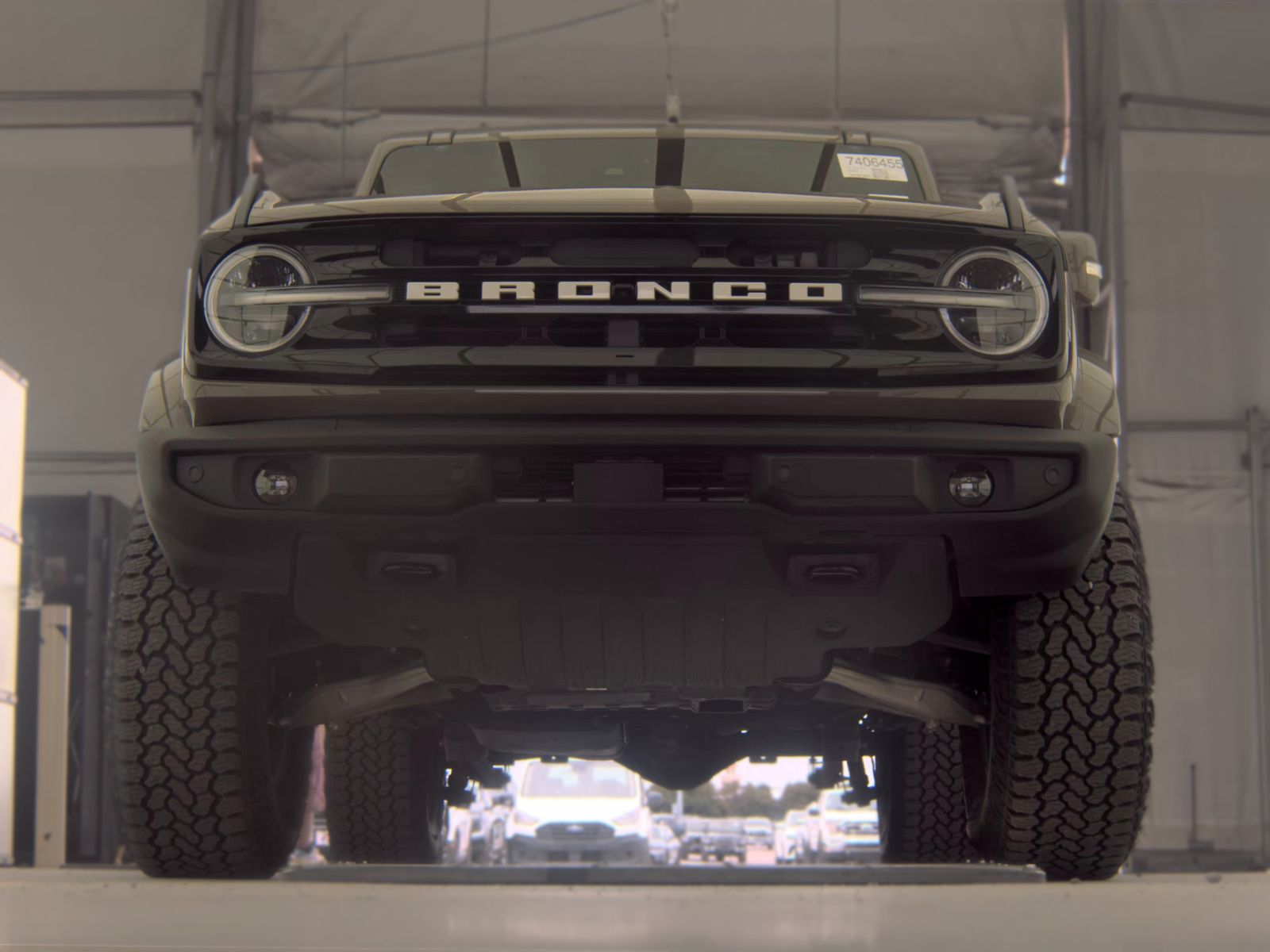 FORD BRONCO - 4