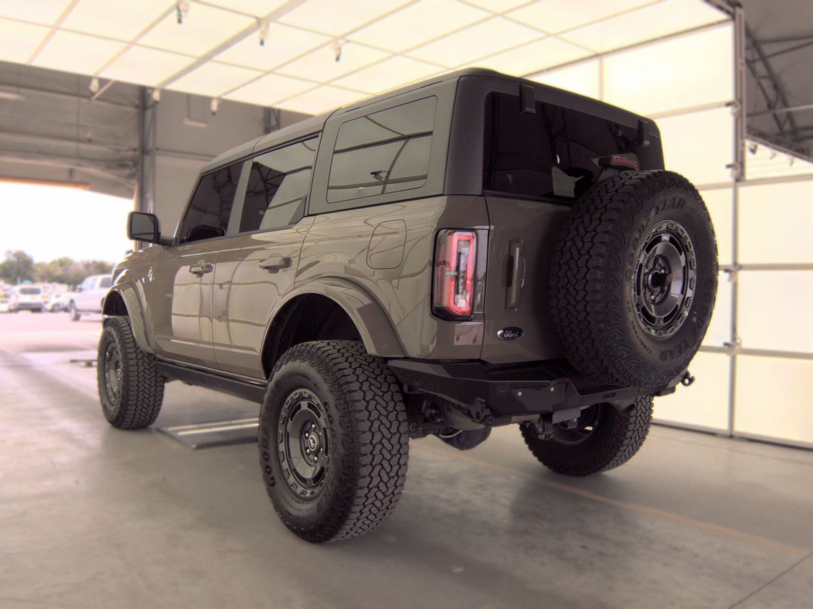 FORD BRONCO - 9
