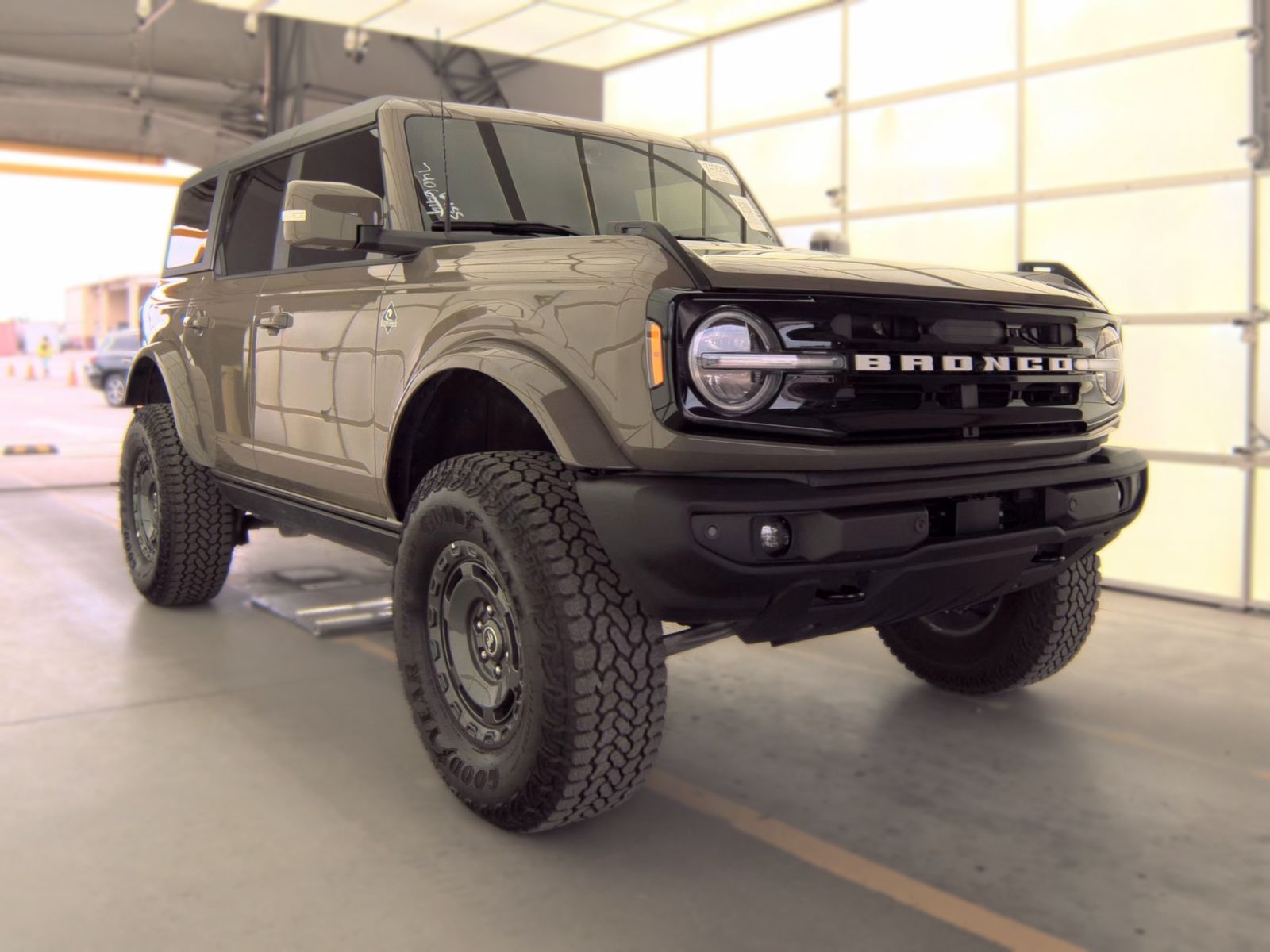 FORD BRONCO - 5