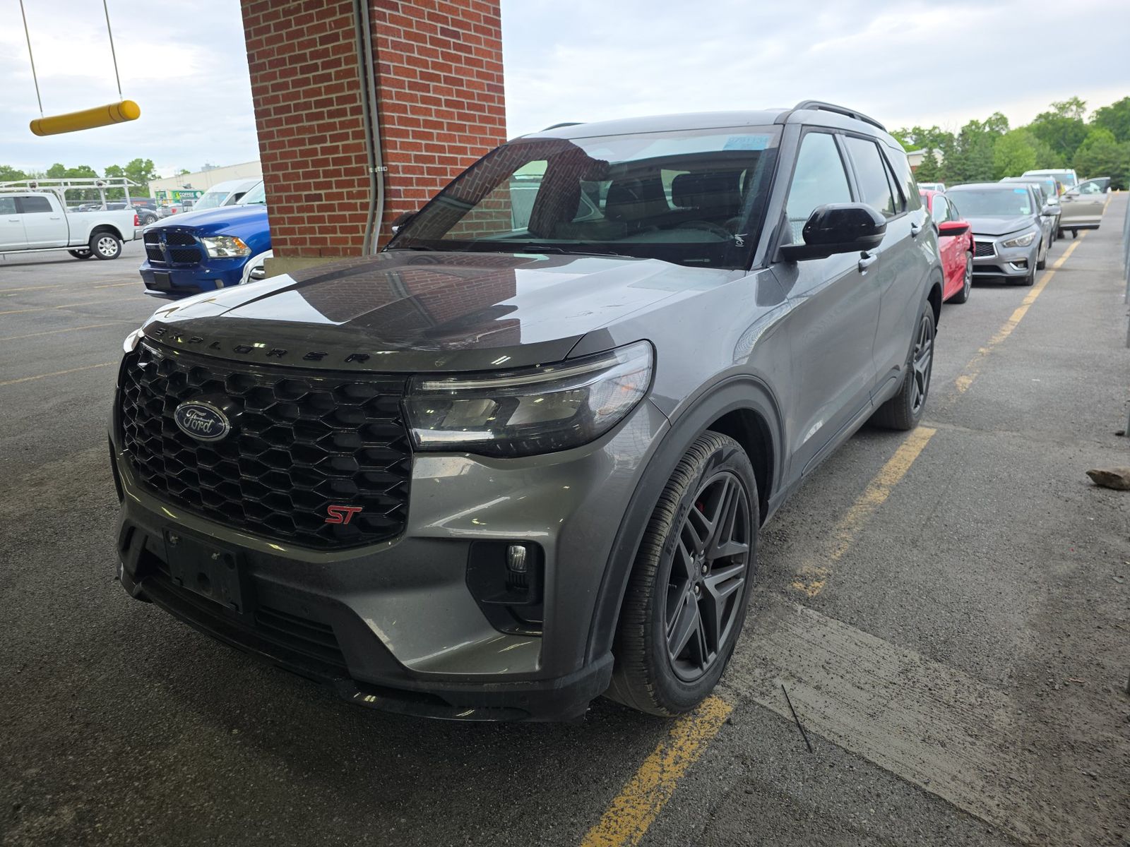 FORD EXPLORER - 1