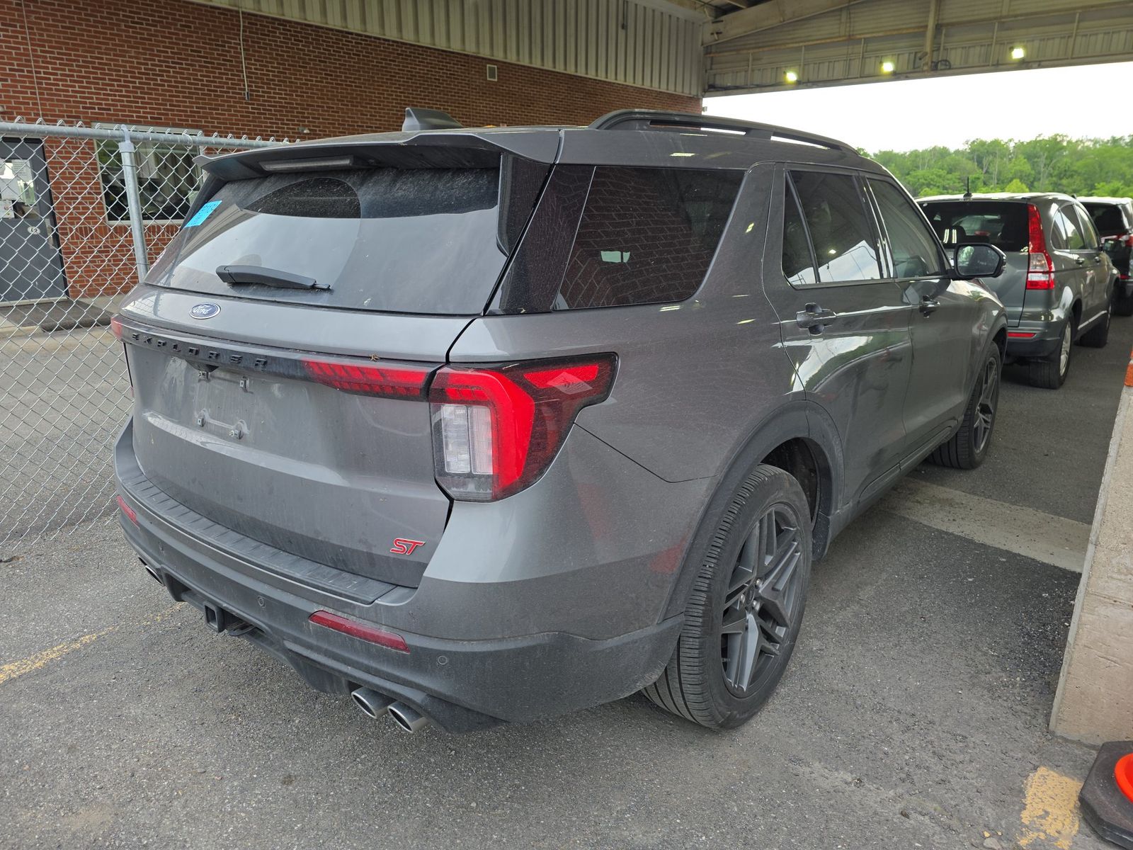 FORD EXPLORER - 5