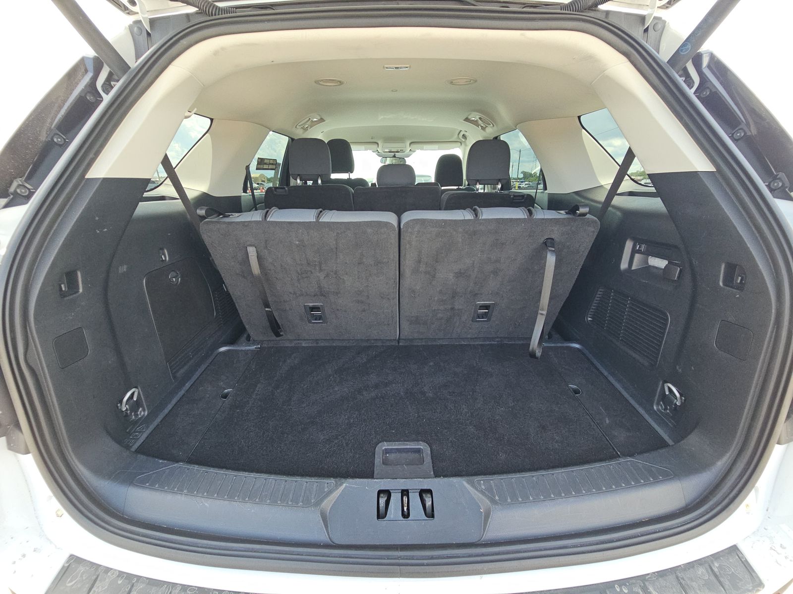 2025 Ford Explorer Active RWD
