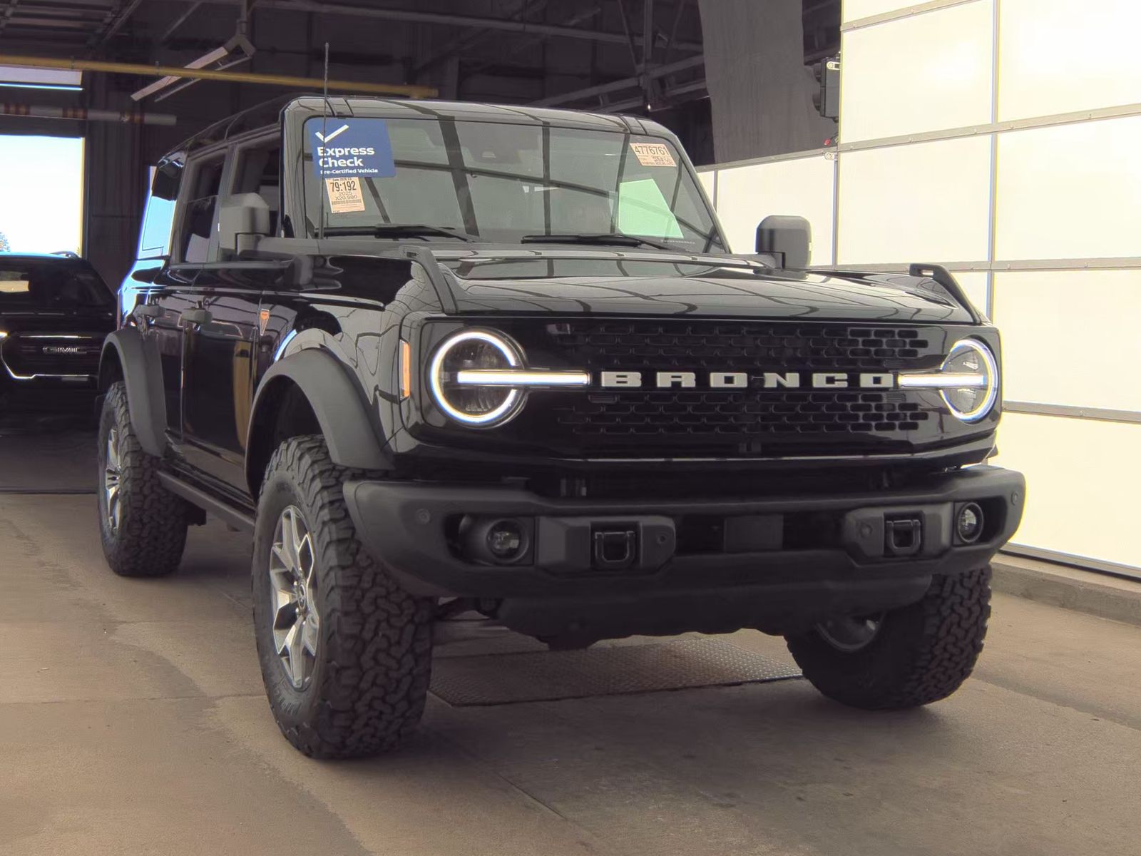 FORD BRONCO - 5