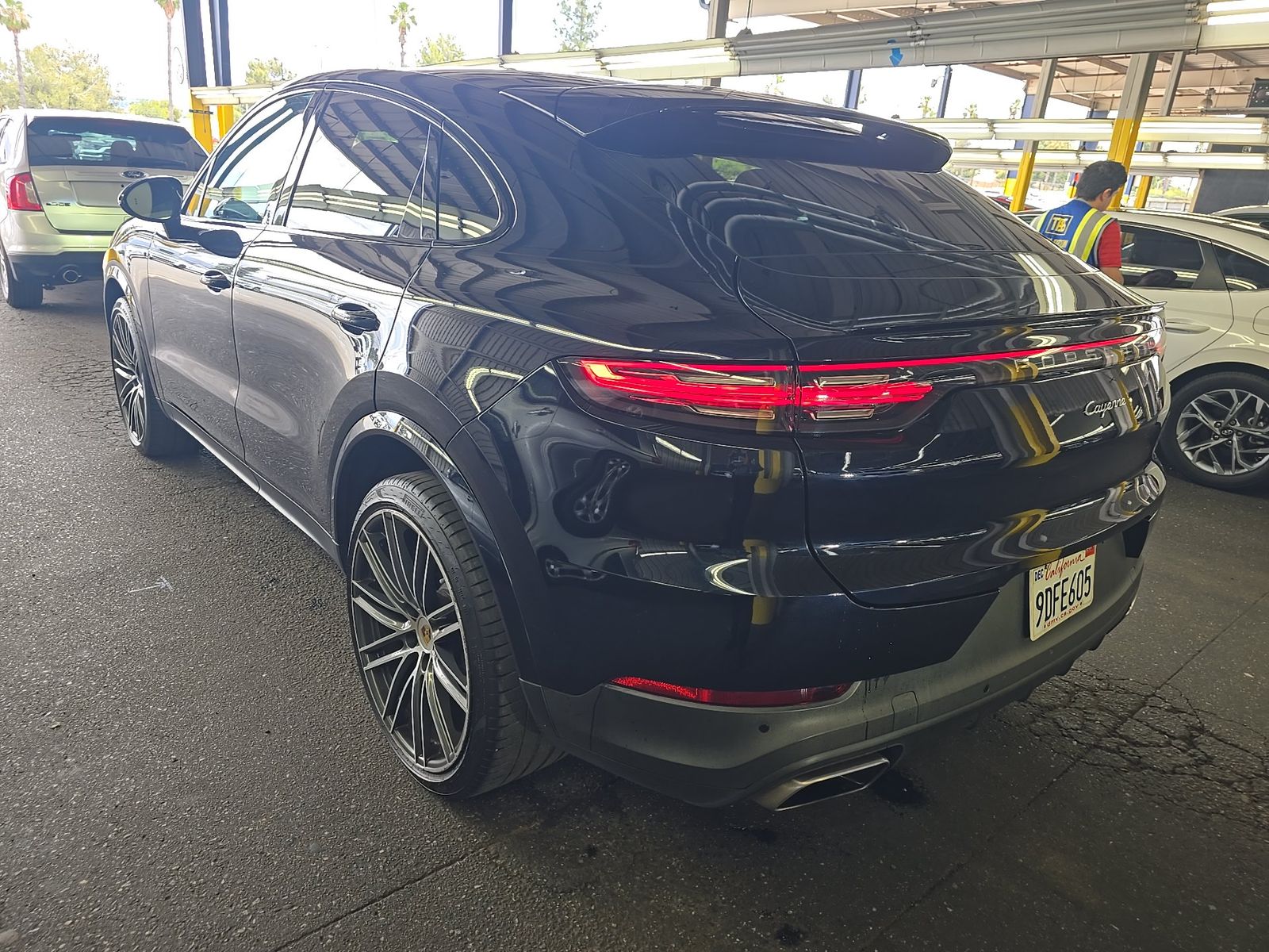 PORSCHE CAYENNE - 7